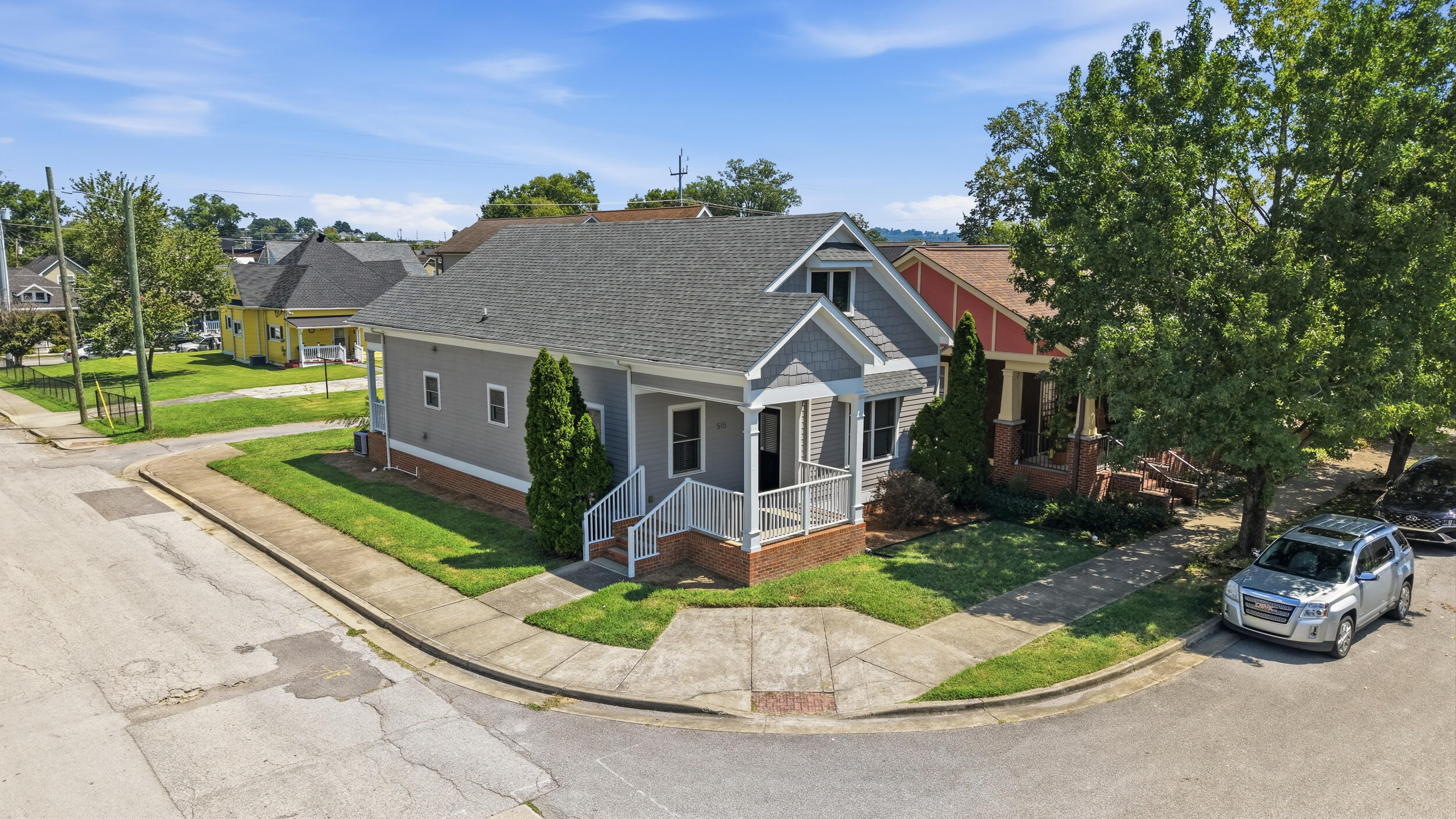 515 E 18th Street