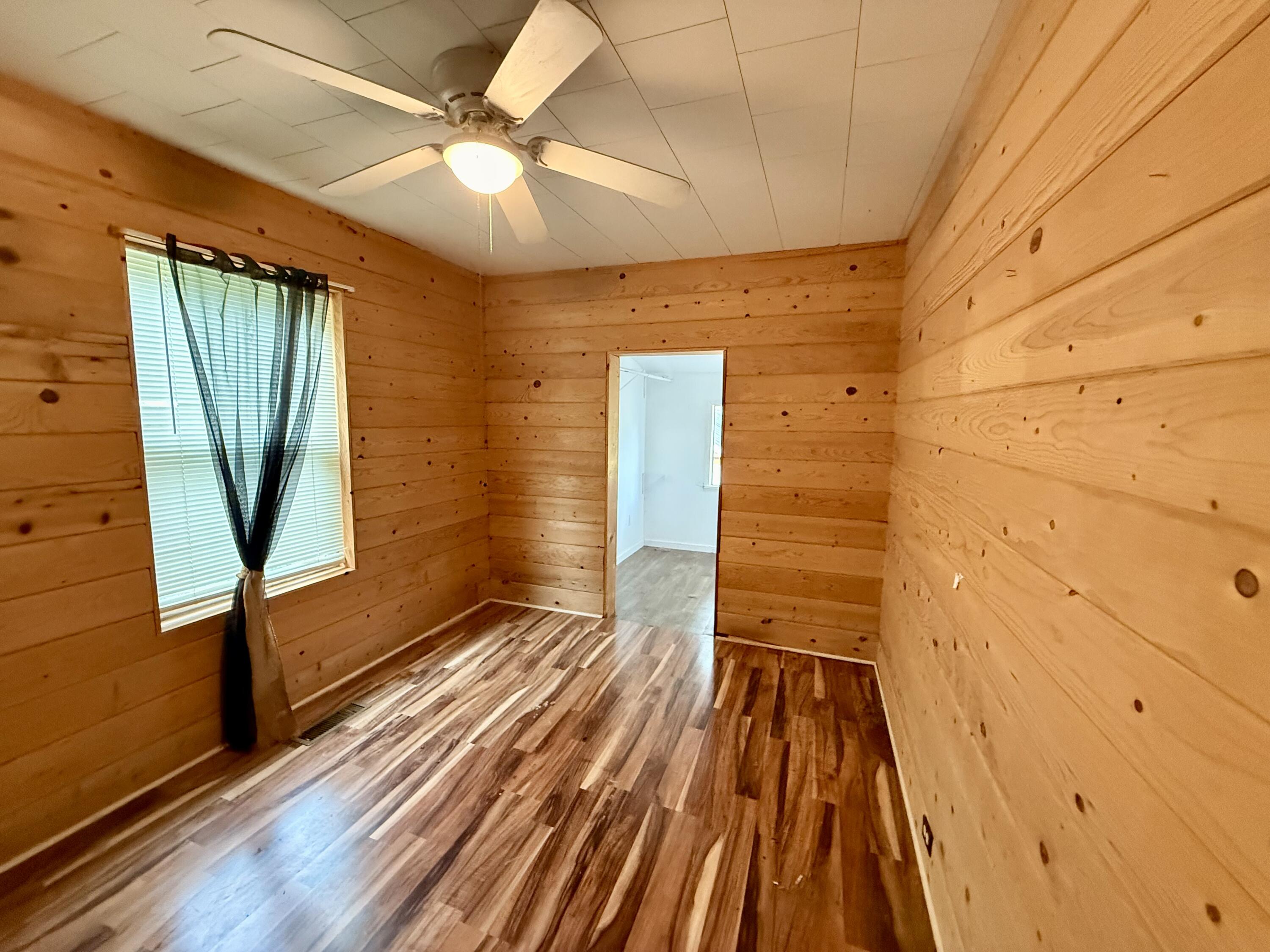 1224 Arnold Road