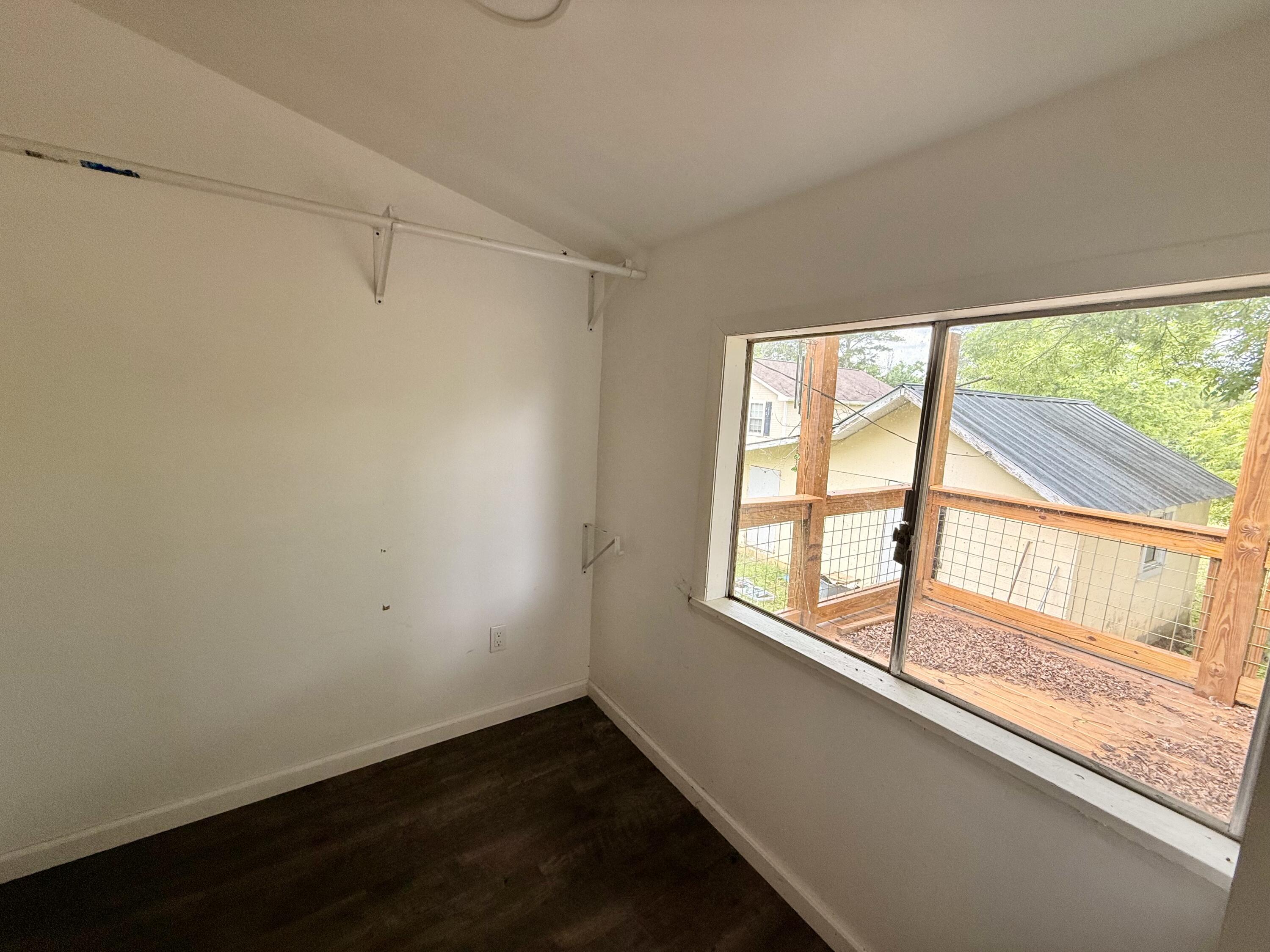 1224 Arnold Road