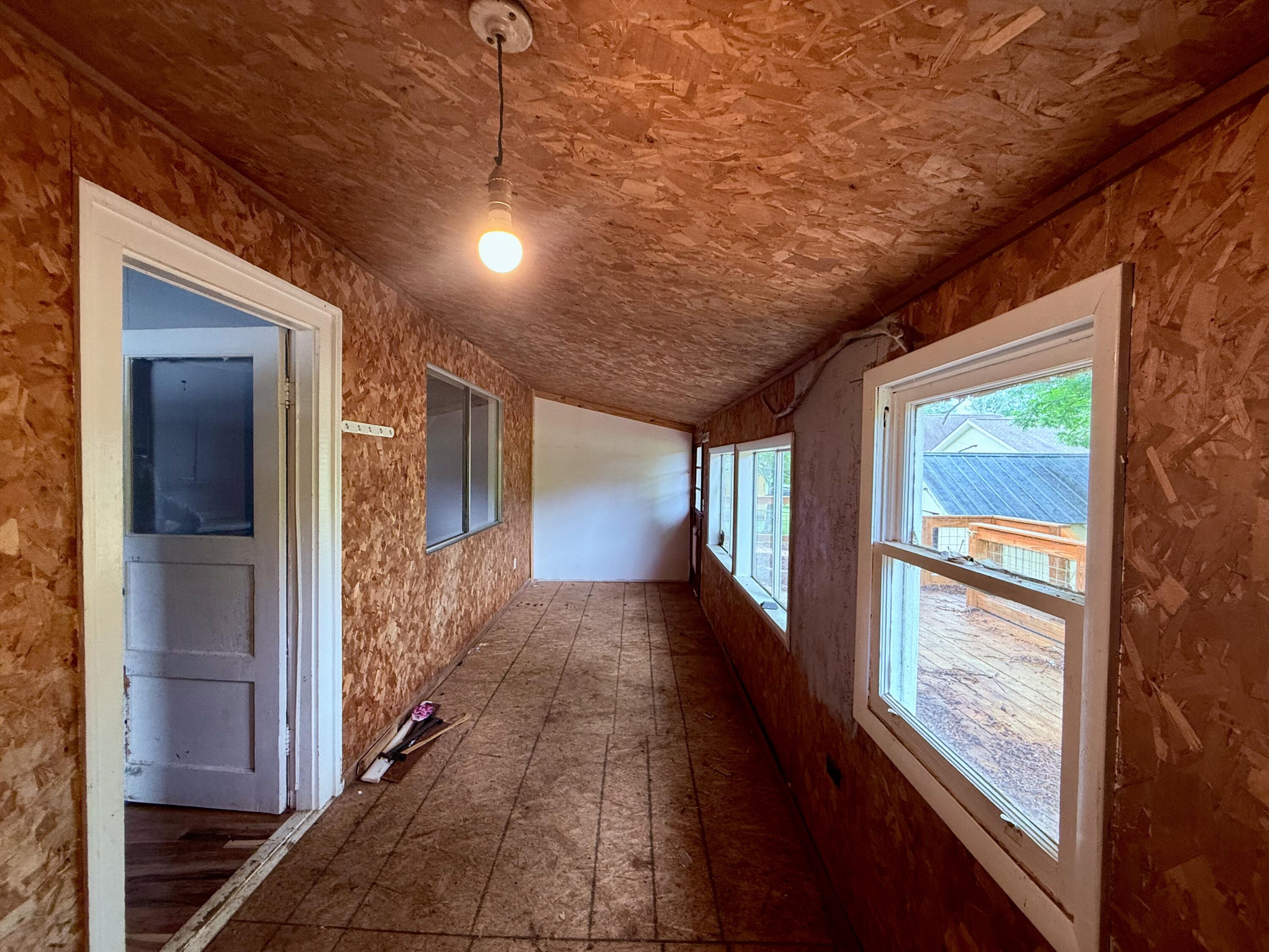 1224 Arnold Road
