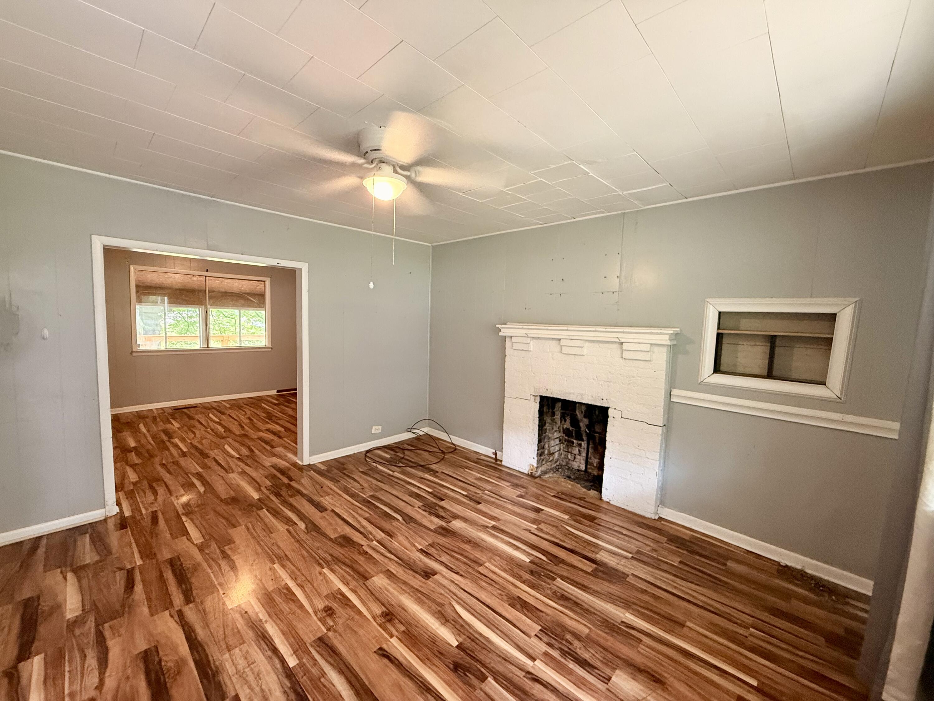 1224 Arnold Road