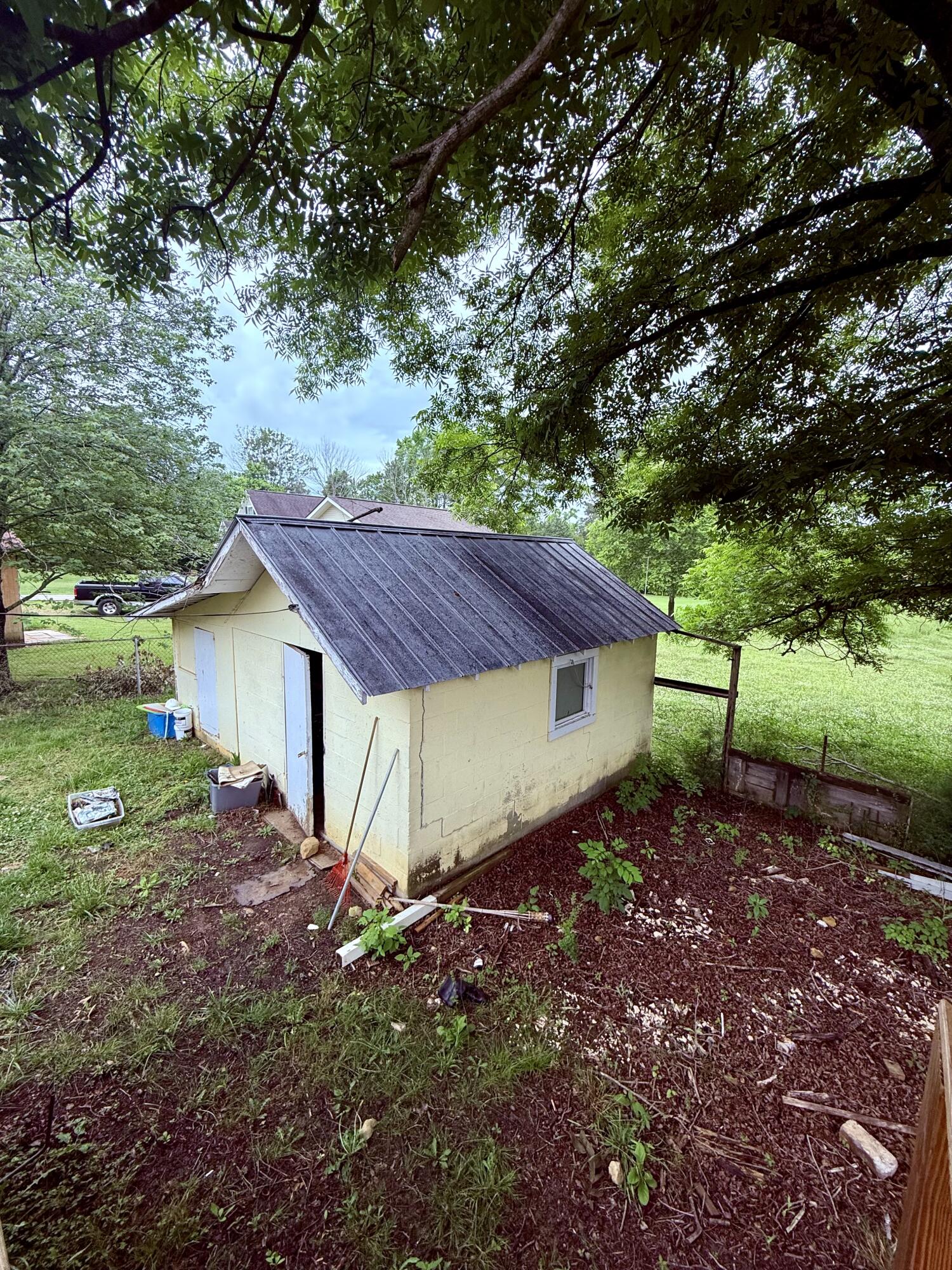1224 Arnold Road