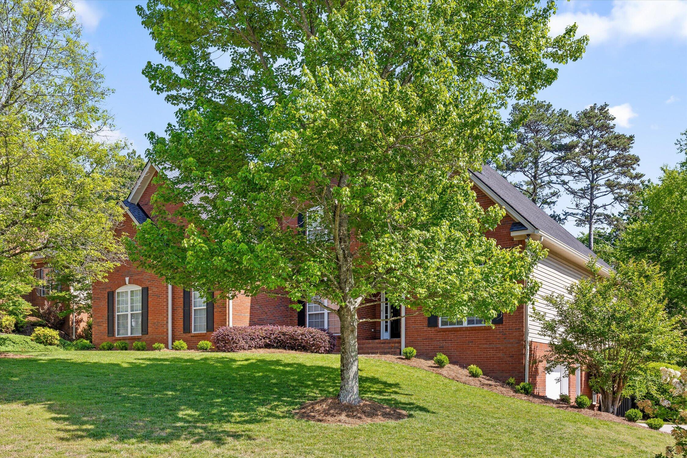 1203 Ivy Manor Court