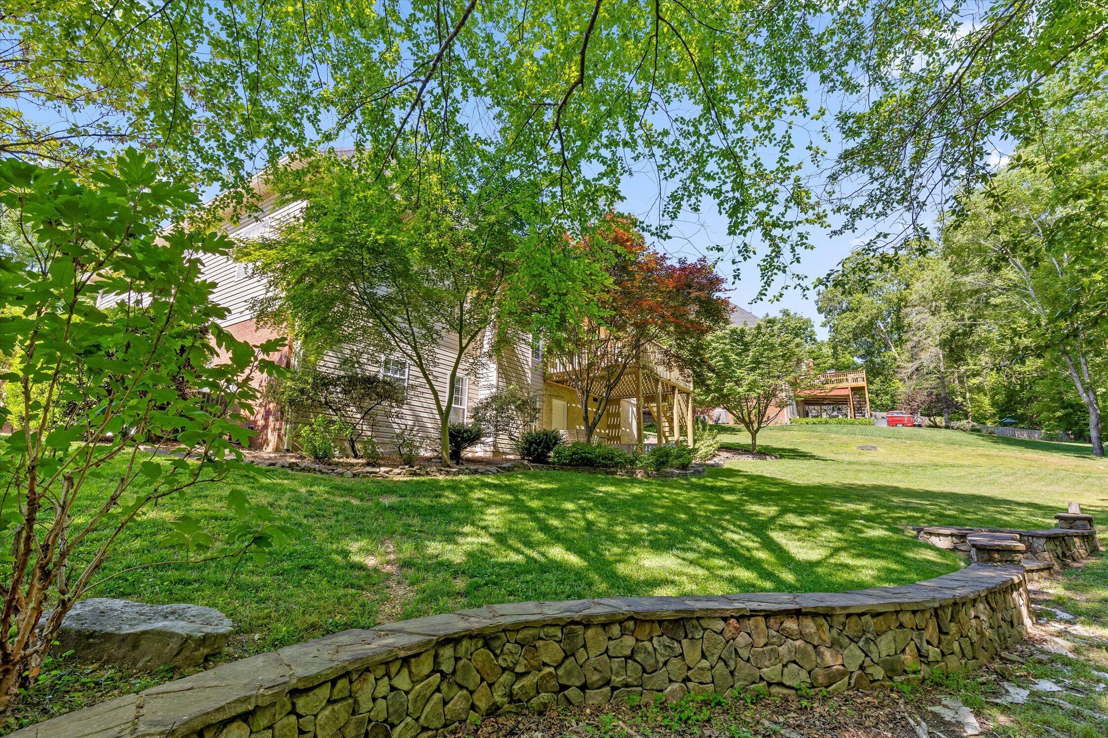 1203 Ivy Manor Court