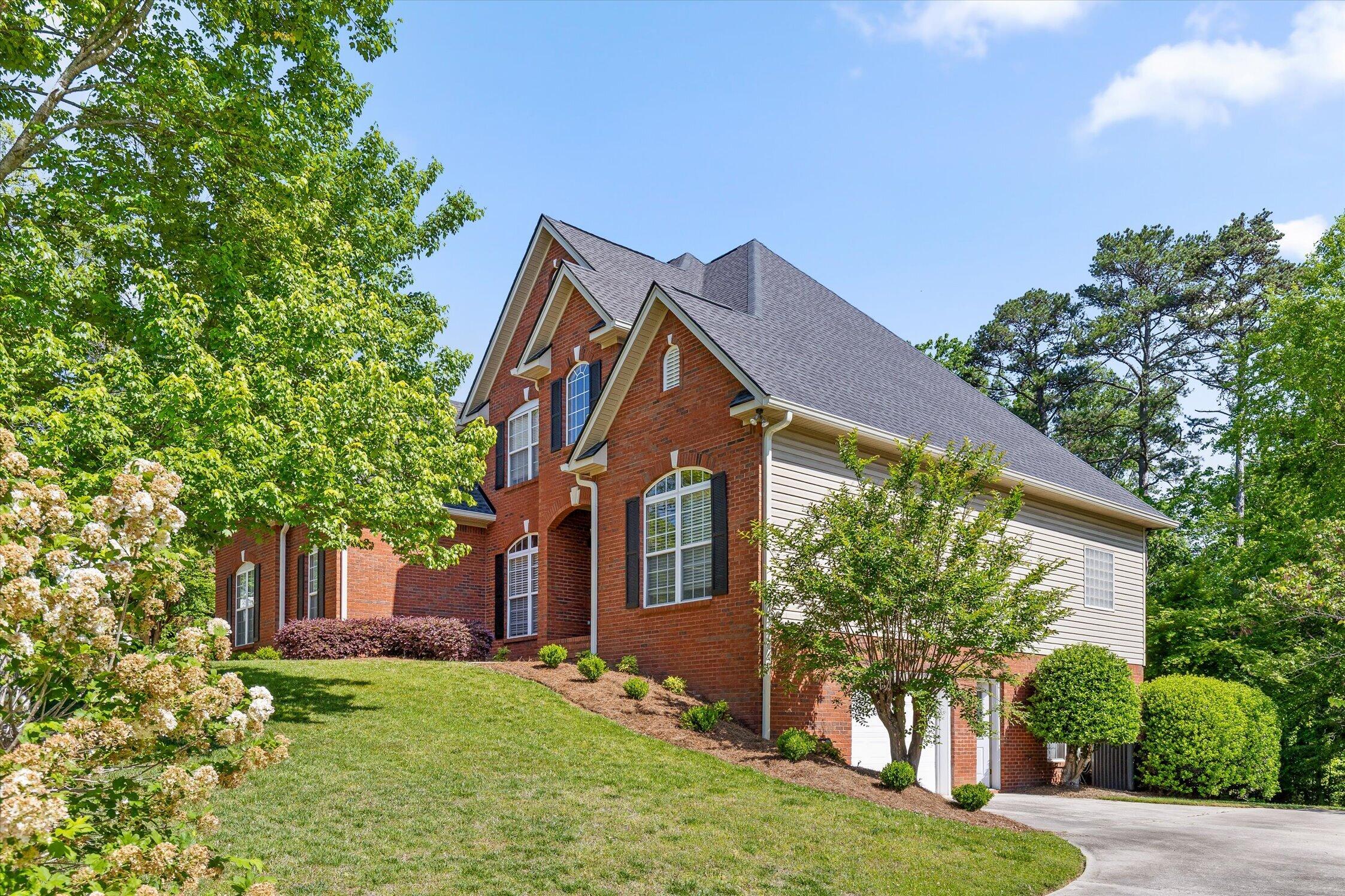 1203 Ivy Manor Court