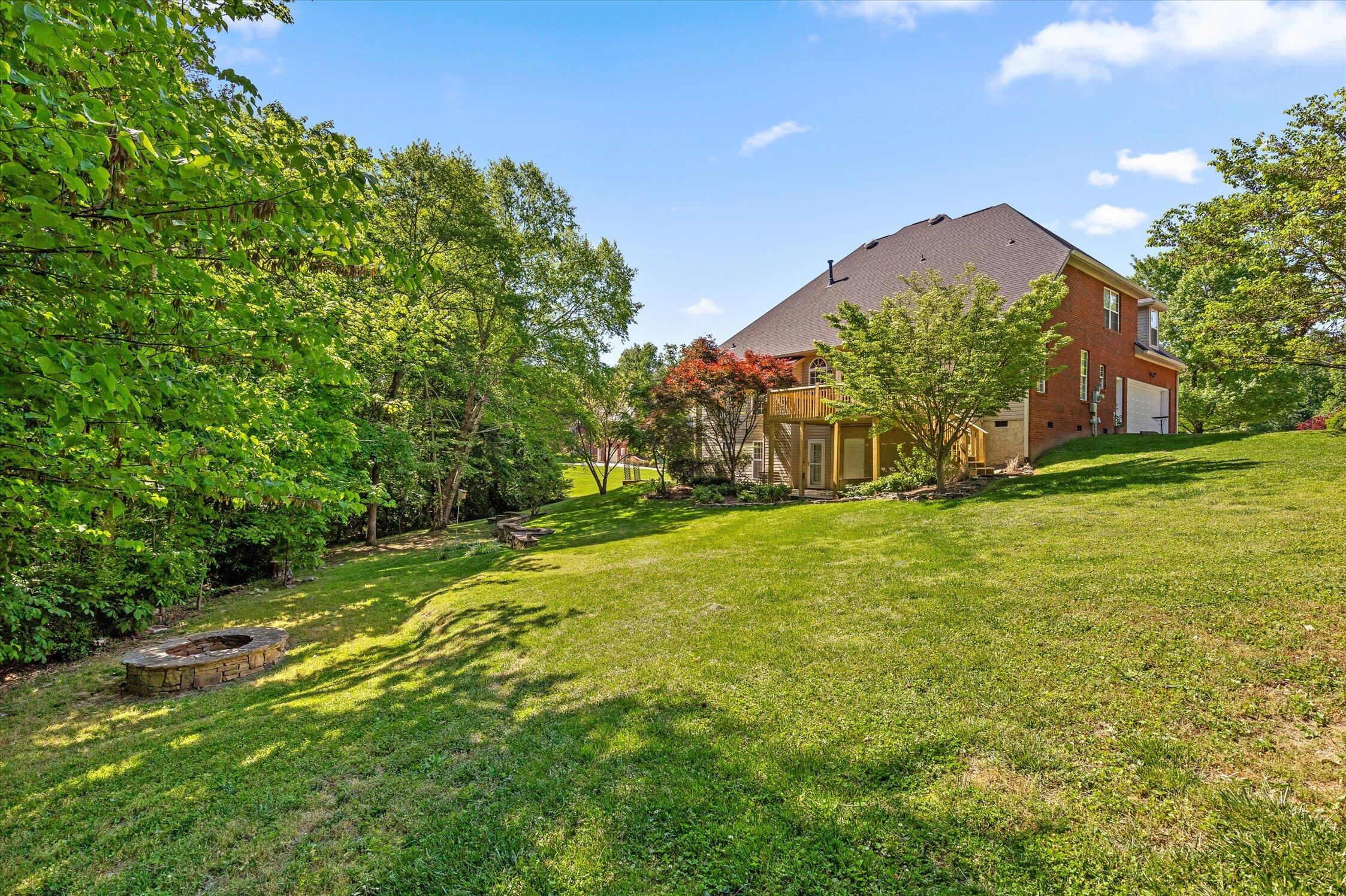 1203 Ivy Manor Court