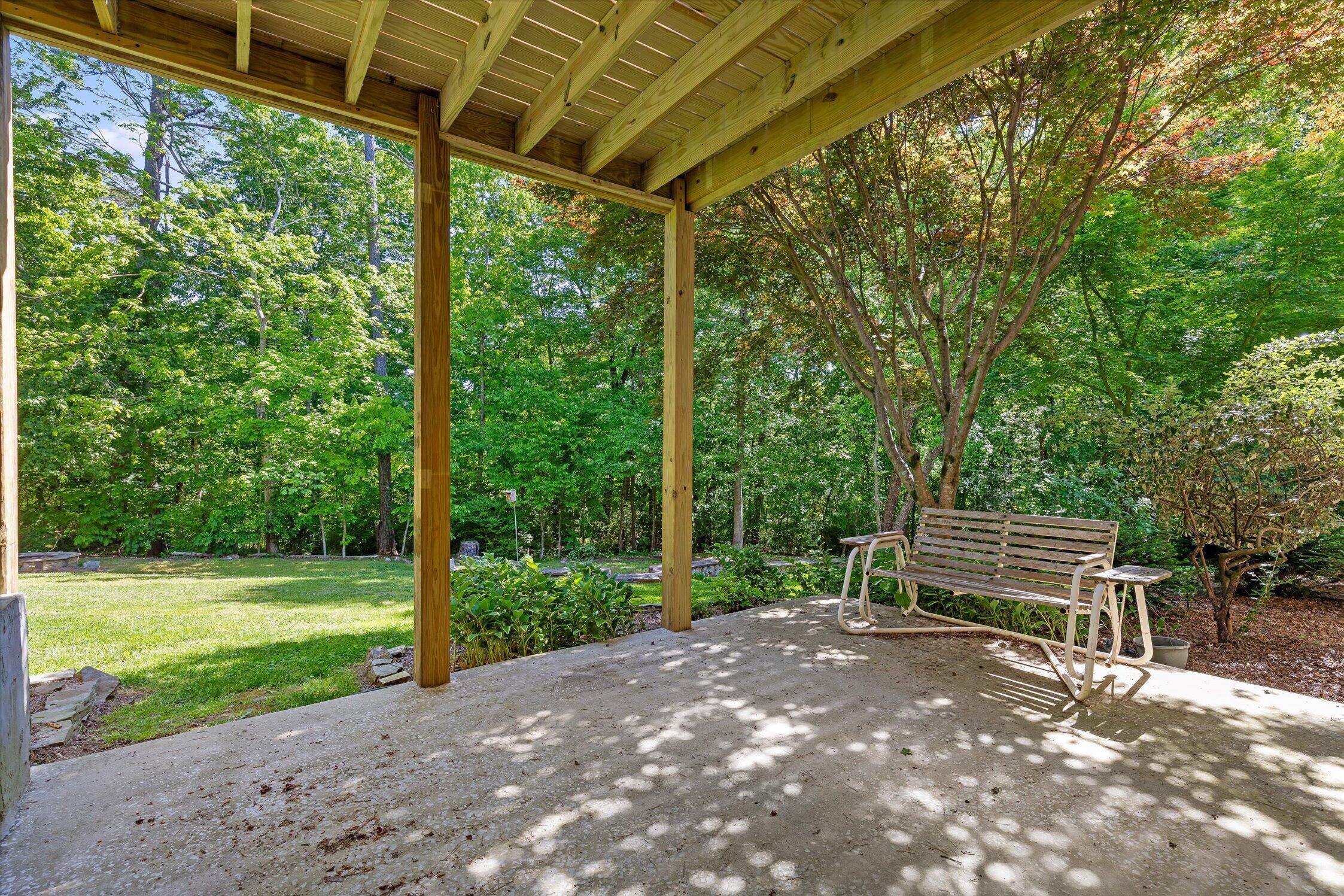 1203 Ivy Manor Court