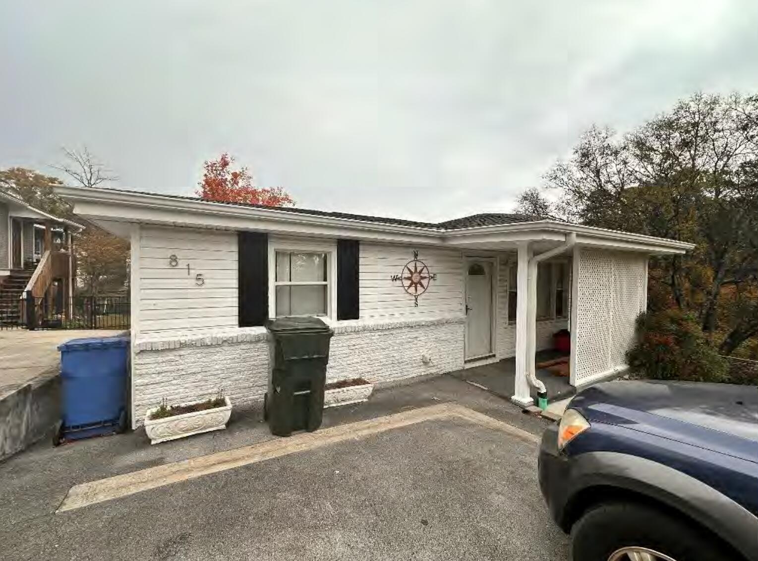 815 Auburn Street