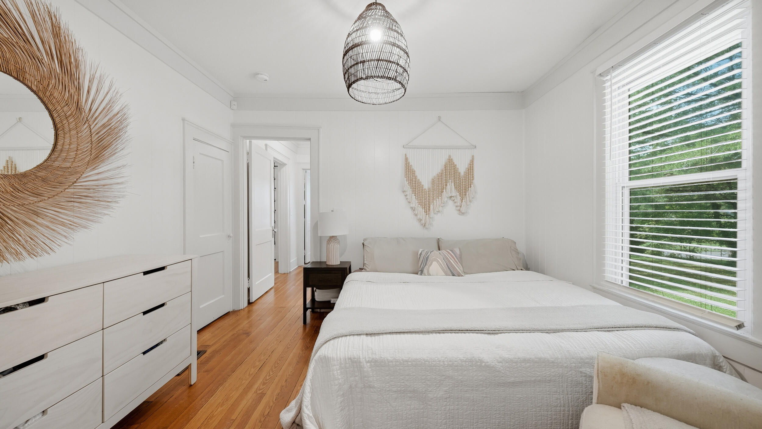 3010 Greenwich Avenue