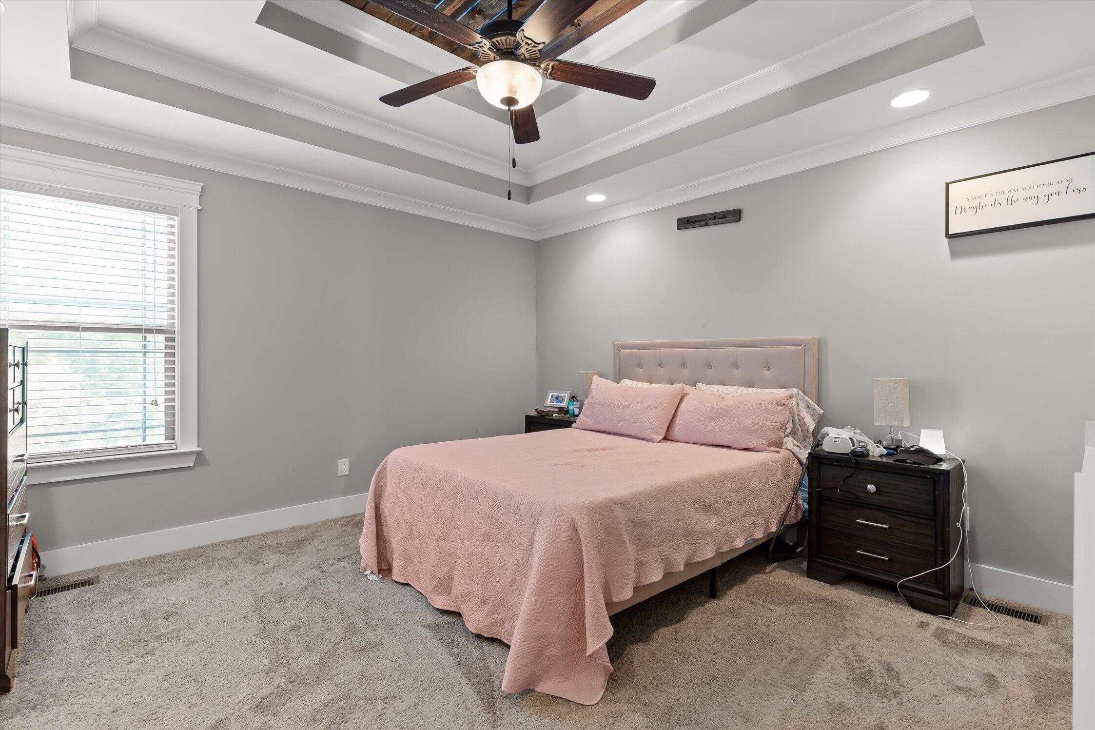 1095 Longo Drive
