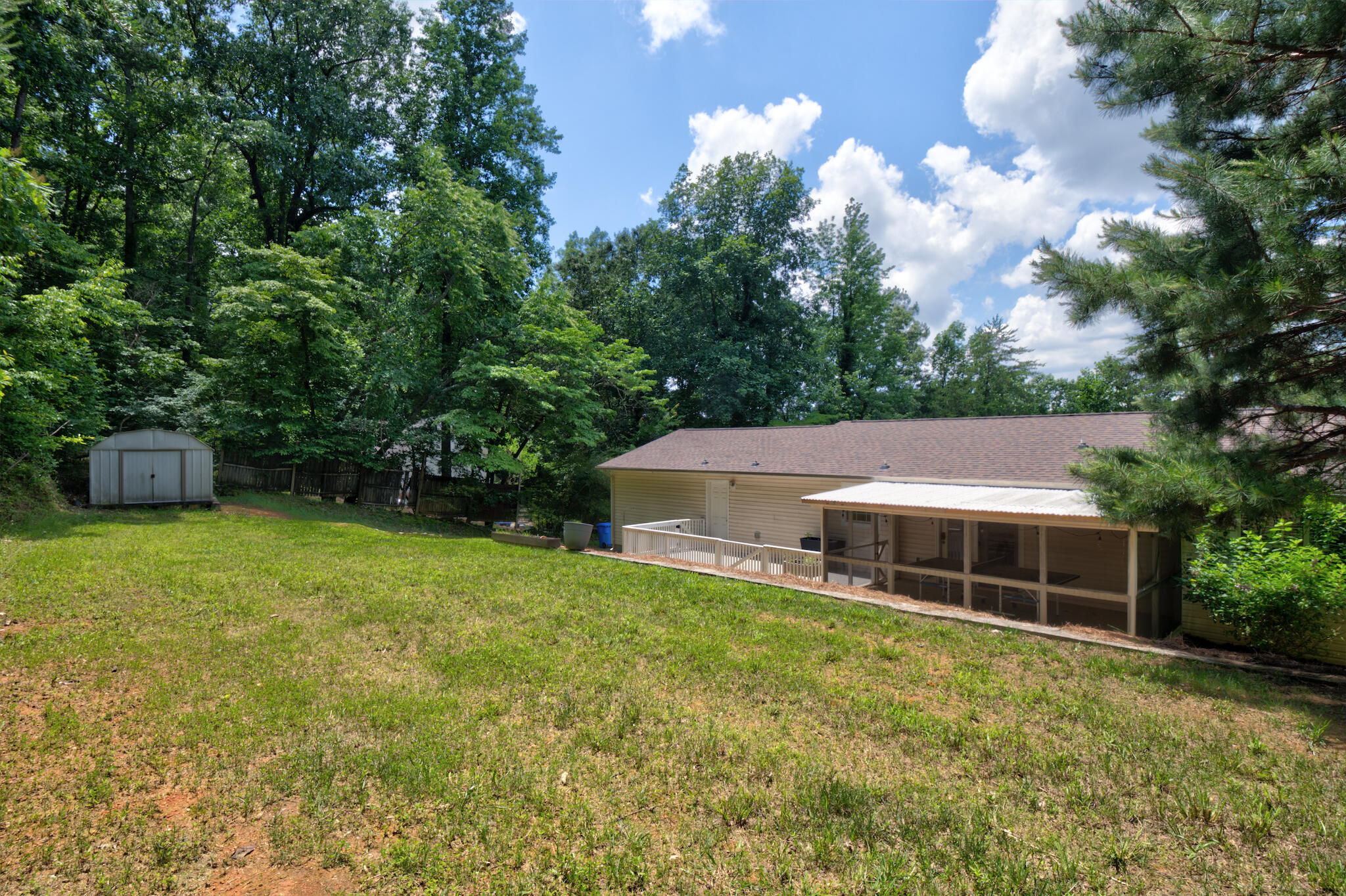 10718 Lonnie Lane