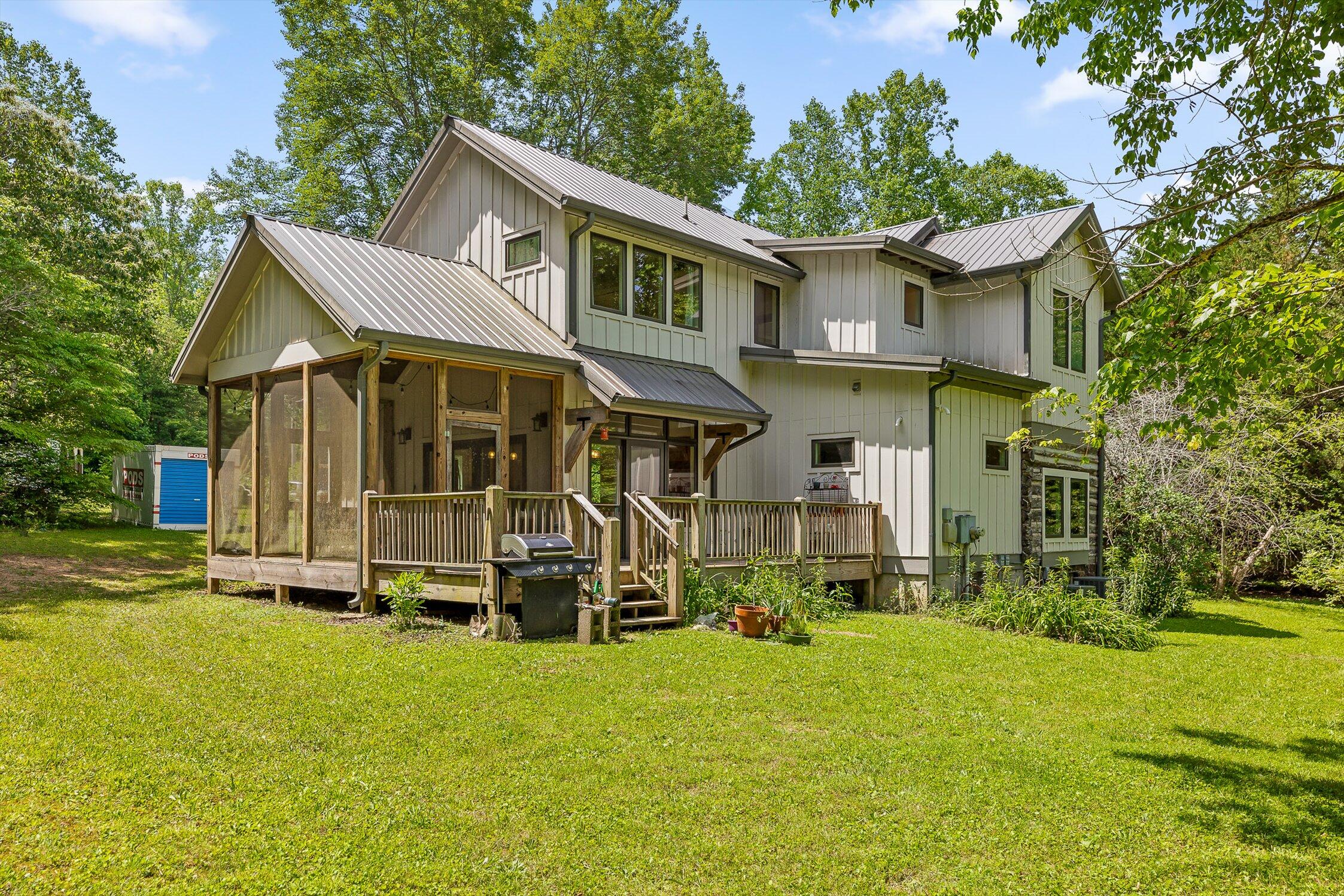 4272 Peppers Lane