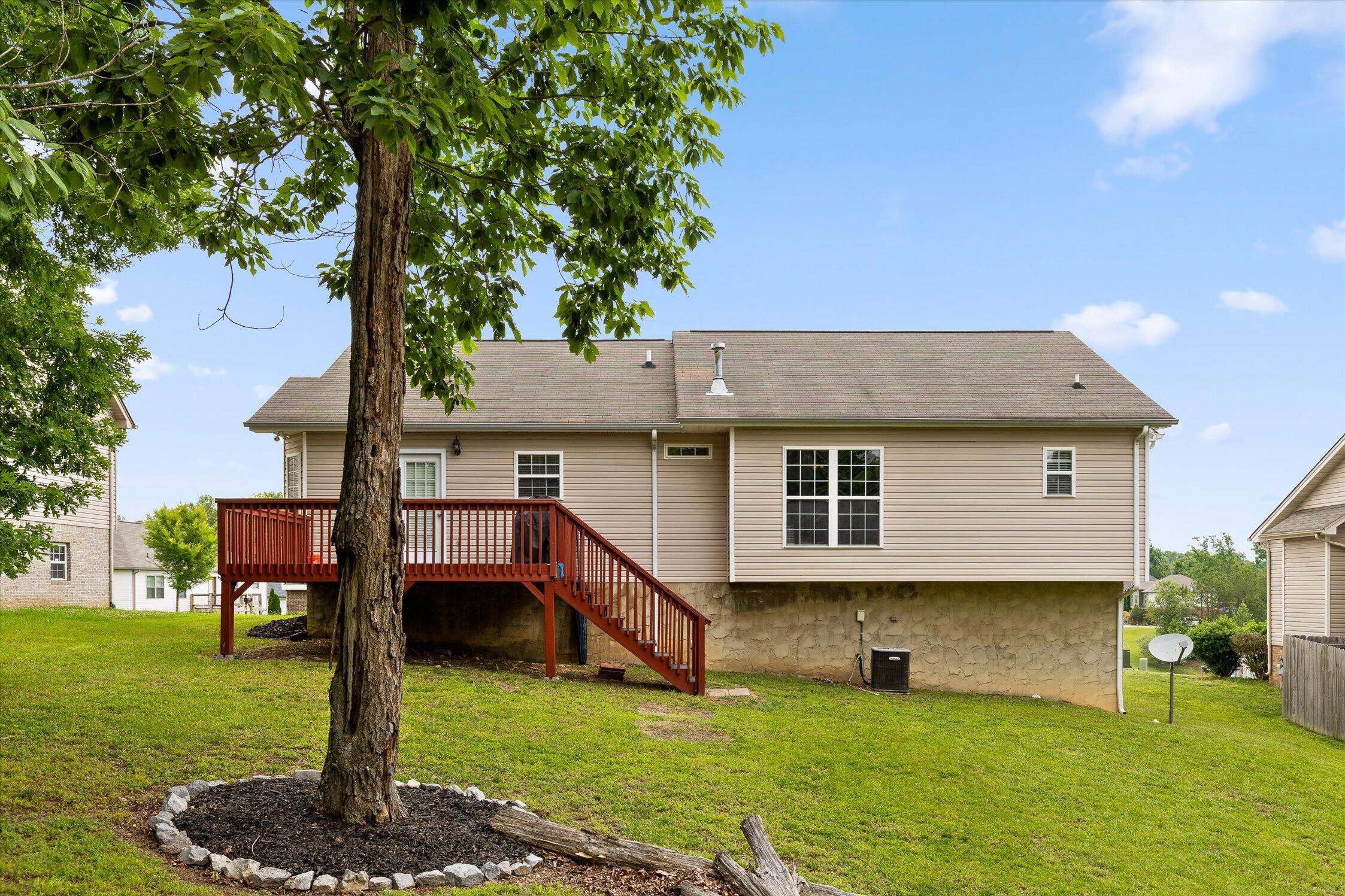 1024 Ryan Ridge Road, 18