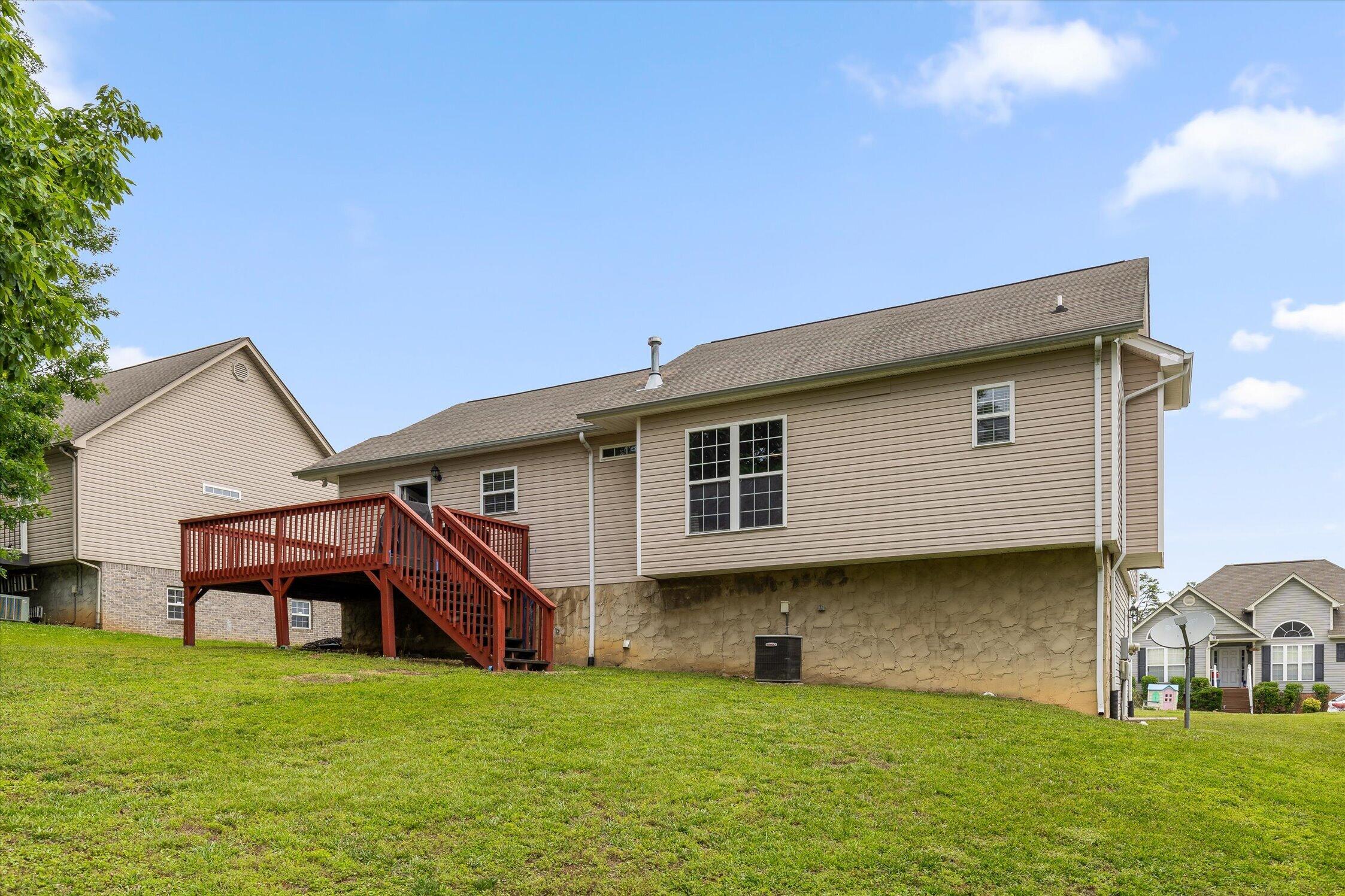 1024 Ryan Ridge Road, 18