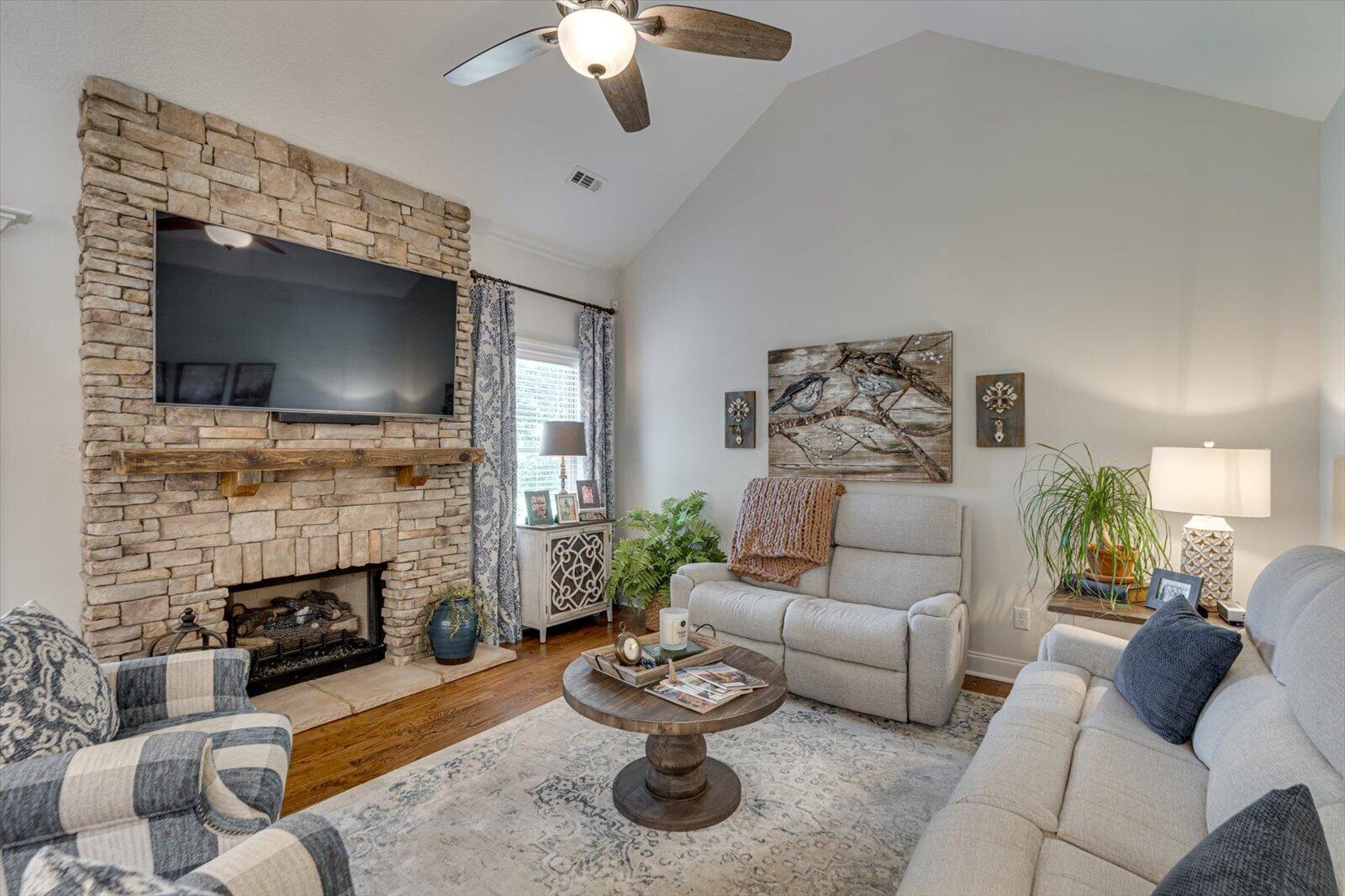 8674 Kennerly Court