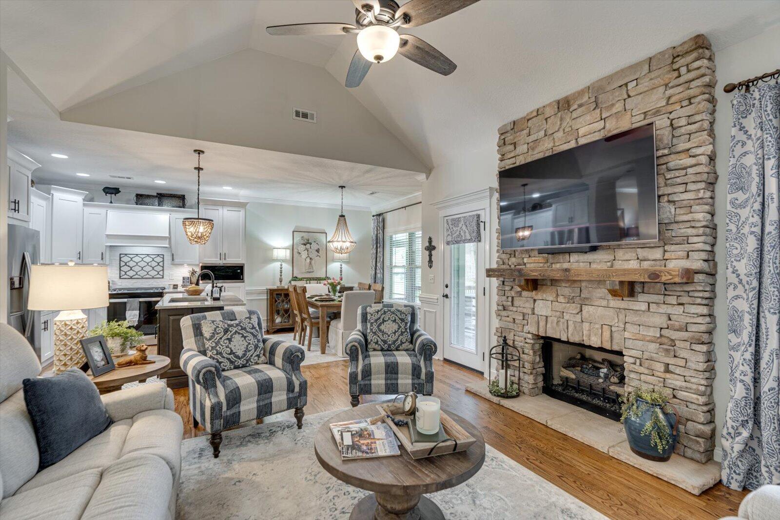 8674 Kennerly Court