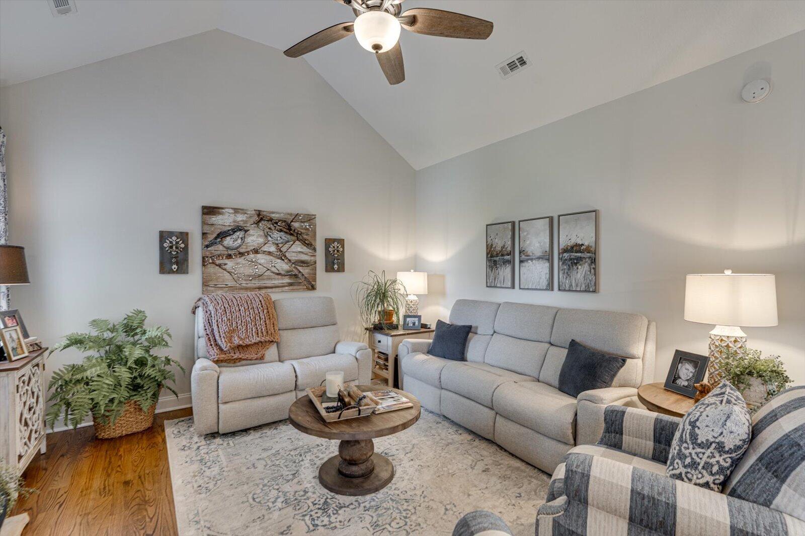 8674 Kennerly Court