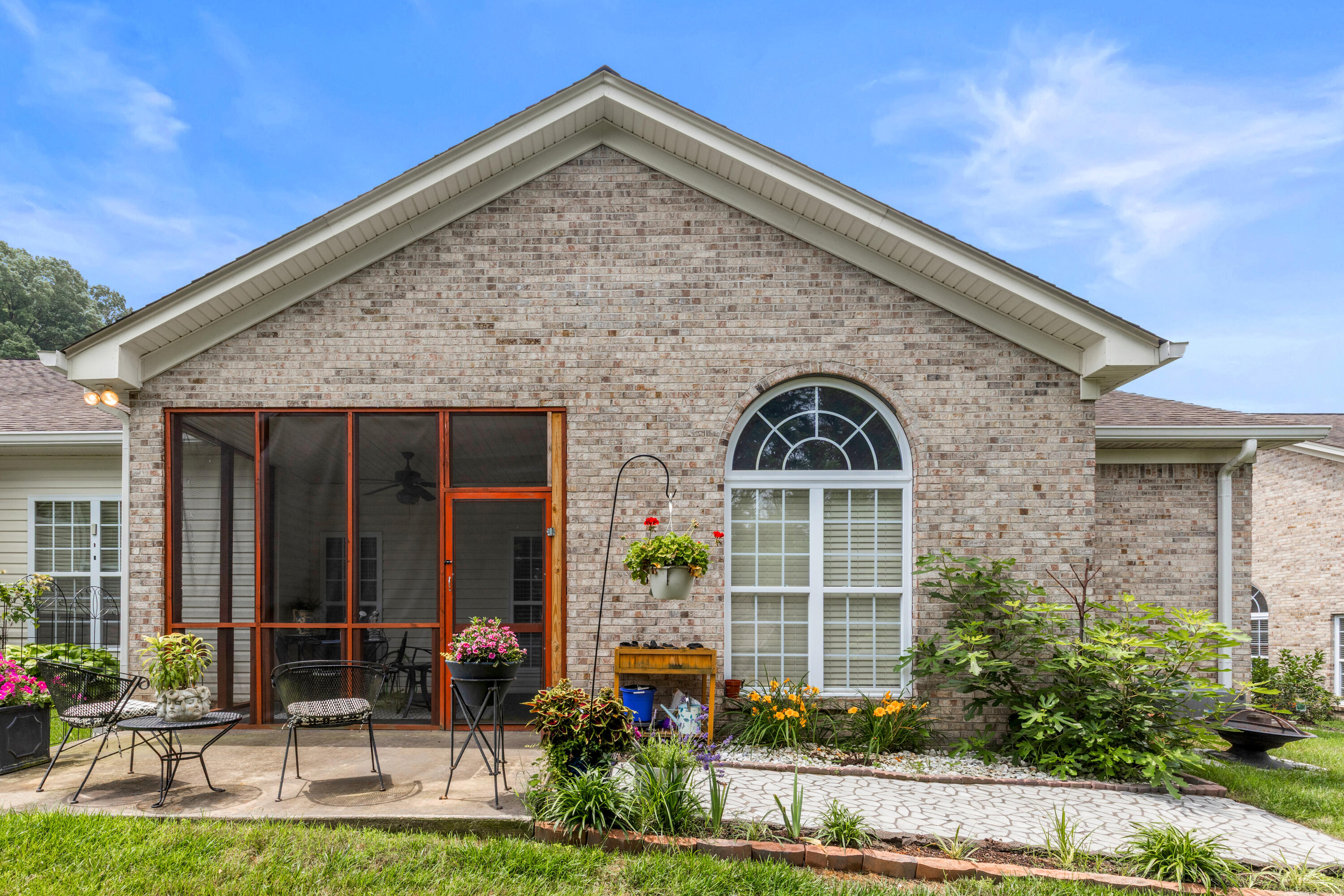 6245 Jacq Court, 56