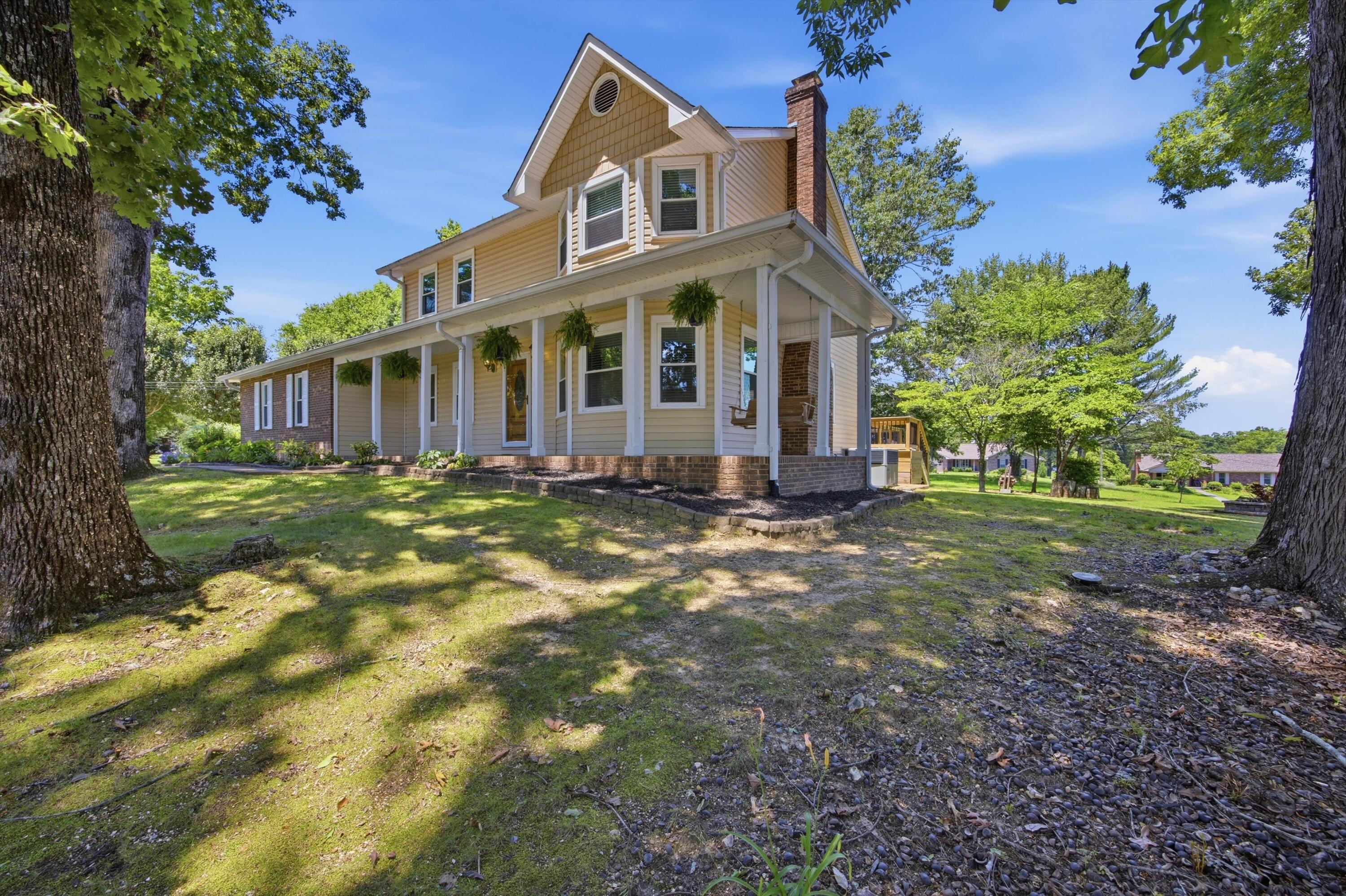 5308 Woody Trail