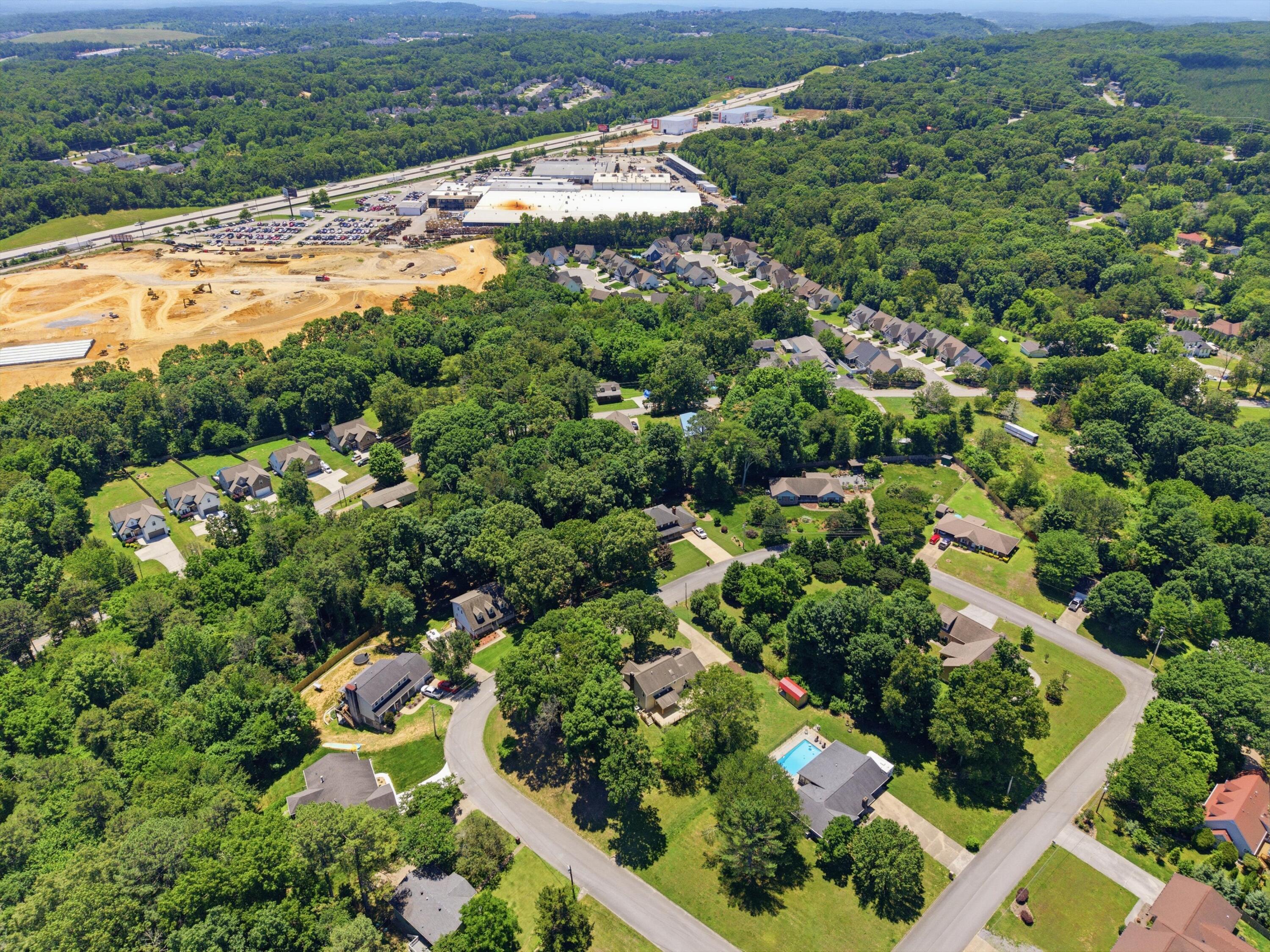 5308 Woody Trail