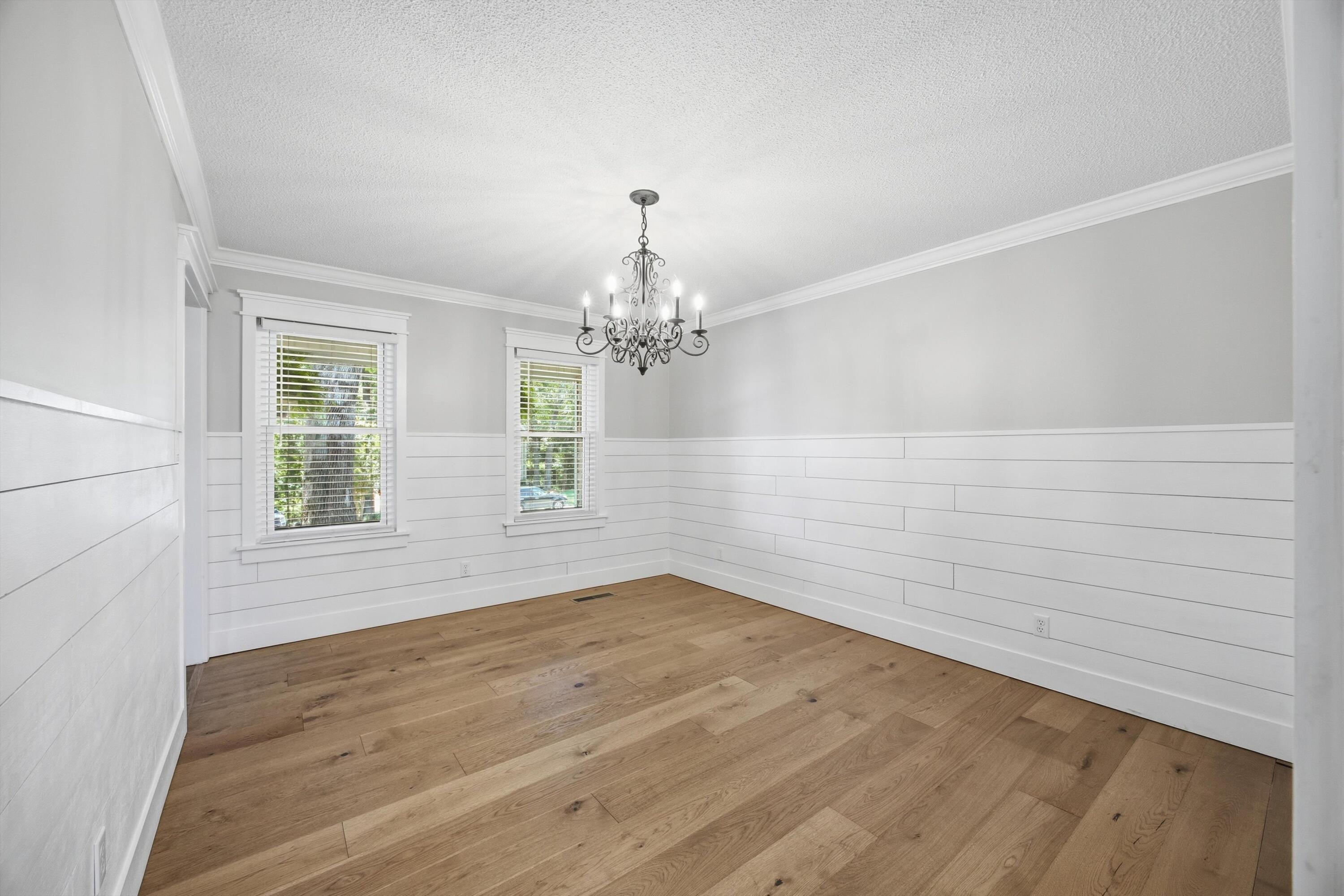 5308 Woody Trail