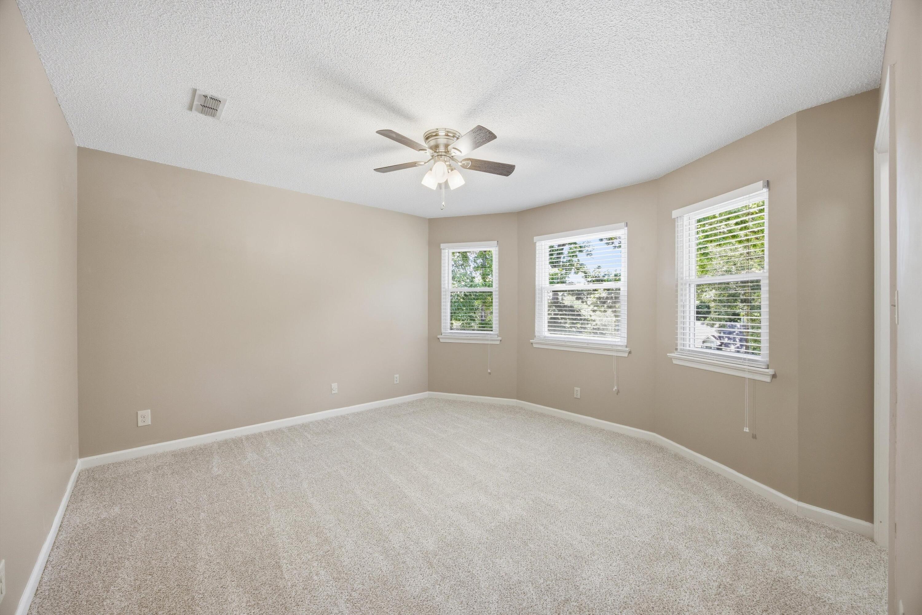 5308 Woody Trail
