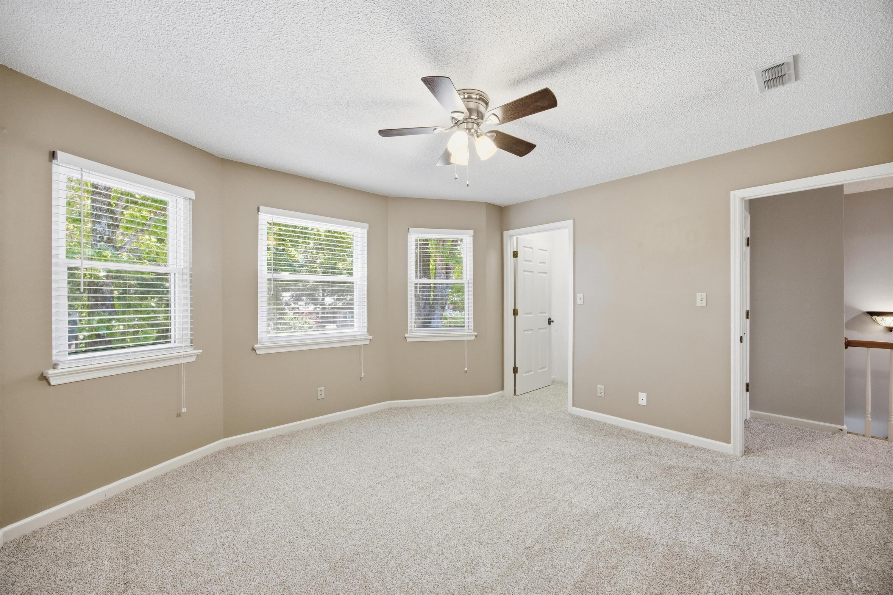 5308 Woody Trail