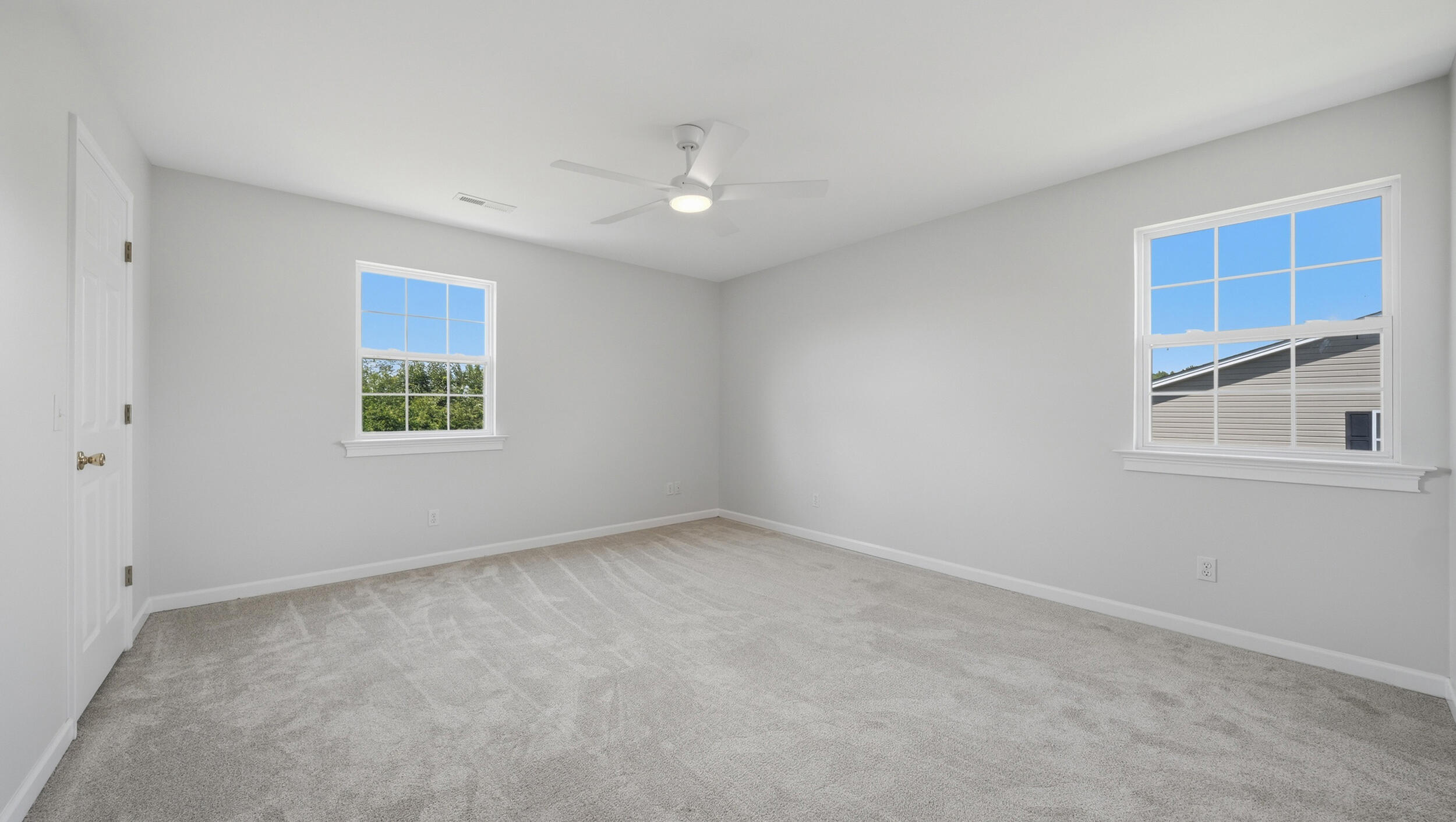 168 Windermere Lane NE