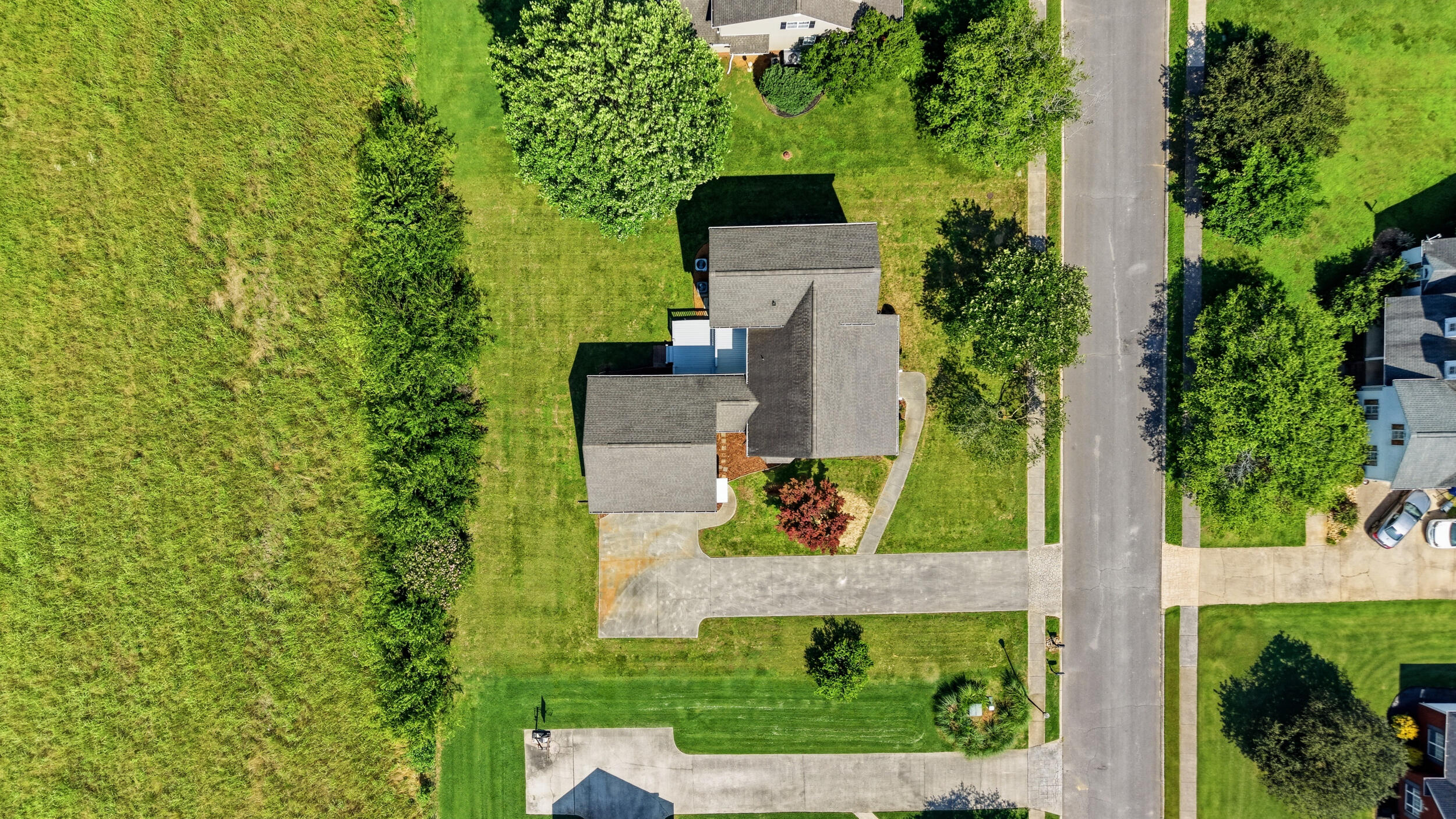 168 Windermere Lane NE