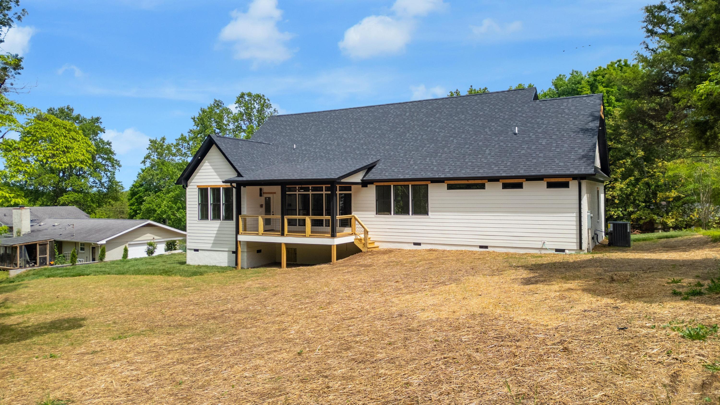 1706 Ray Jo Circle