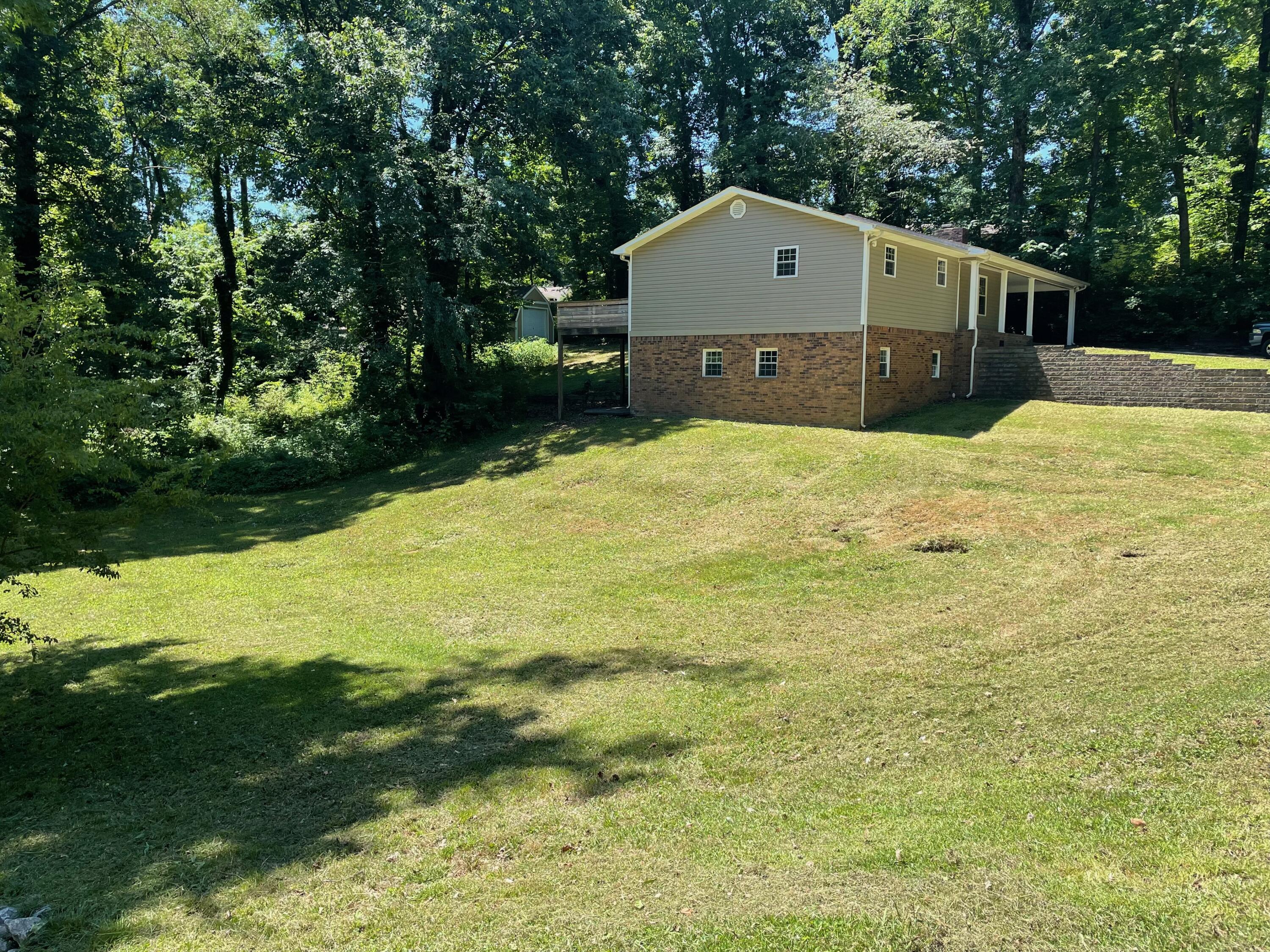 106 Briarwood Drive