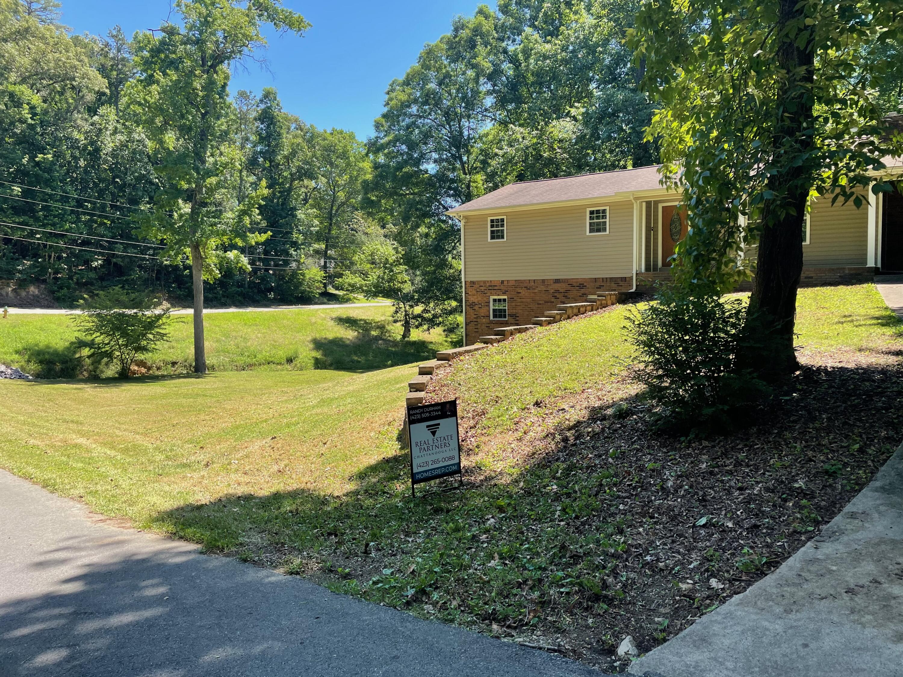 106 Briarwood Drive