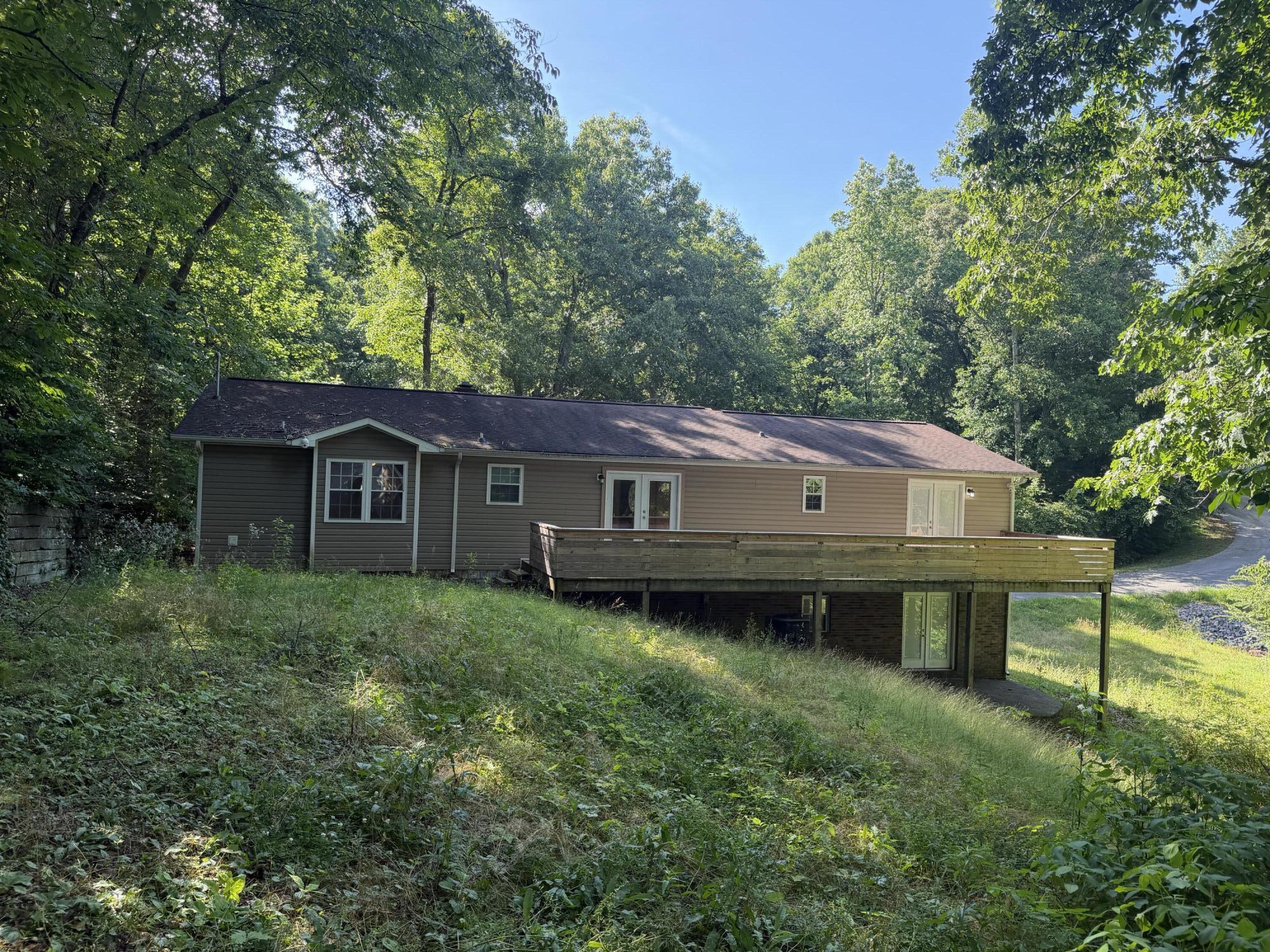 106 Briarwood Drive