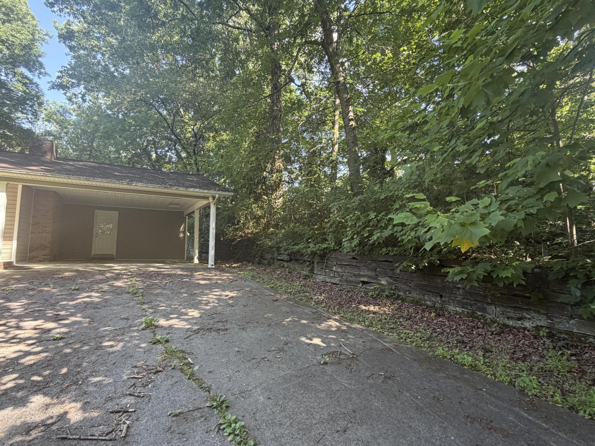 106 Briarwood Drive