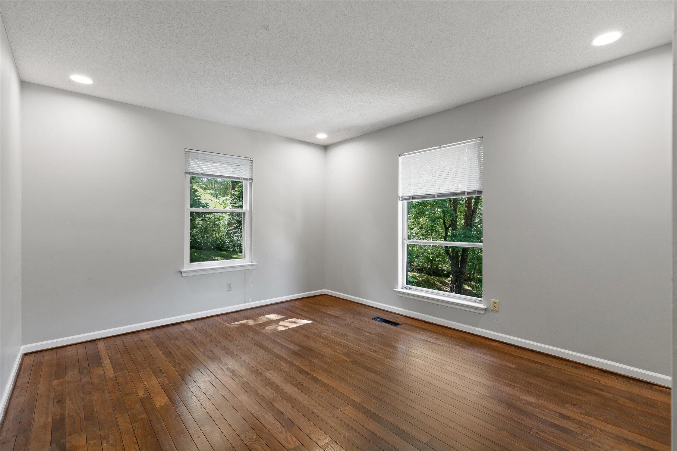 135 Palisades Drive