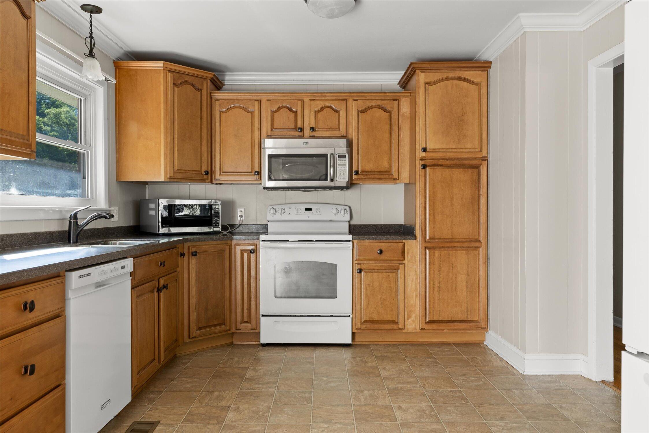 311 Browntown Road