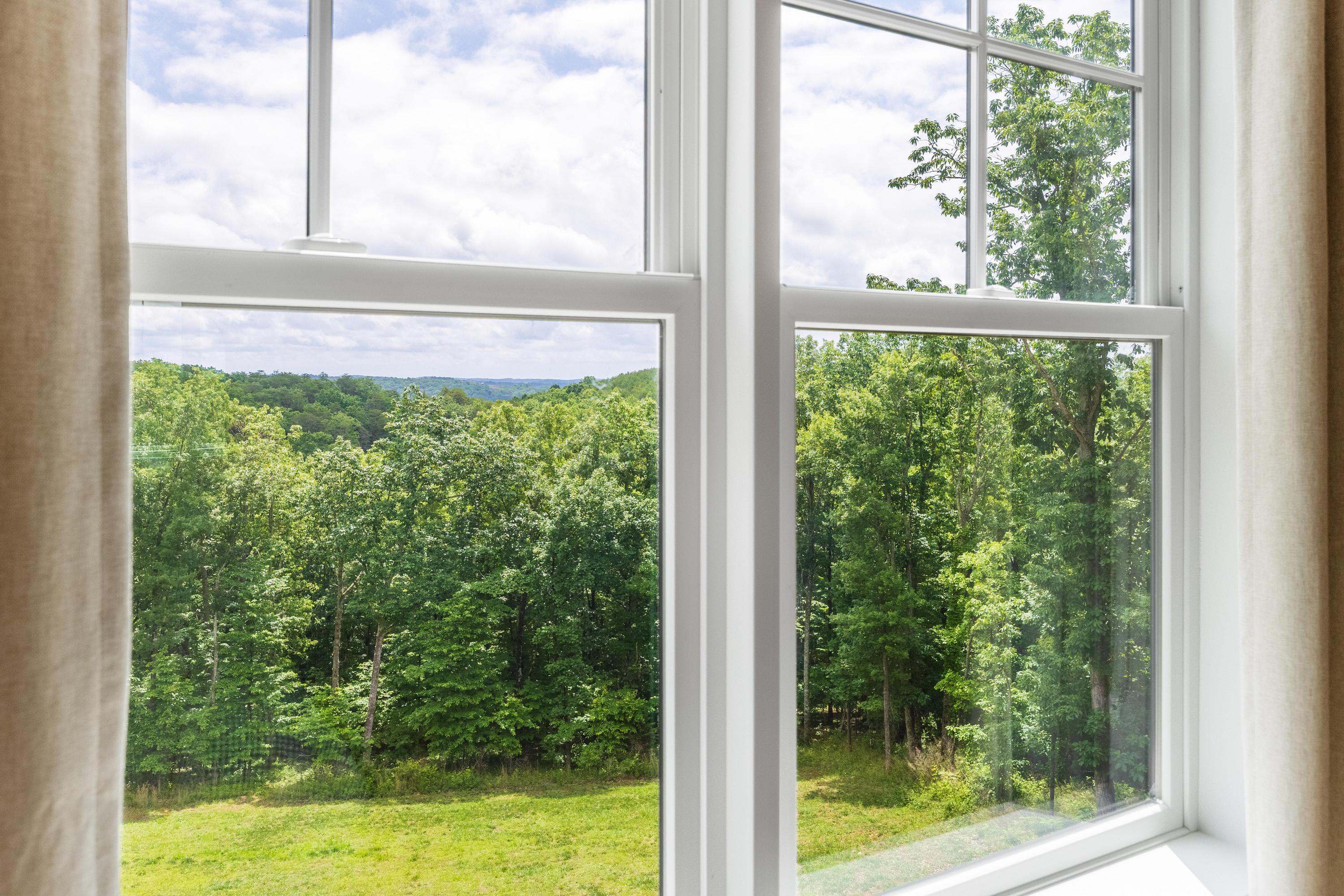 2214 Horizons View Drive