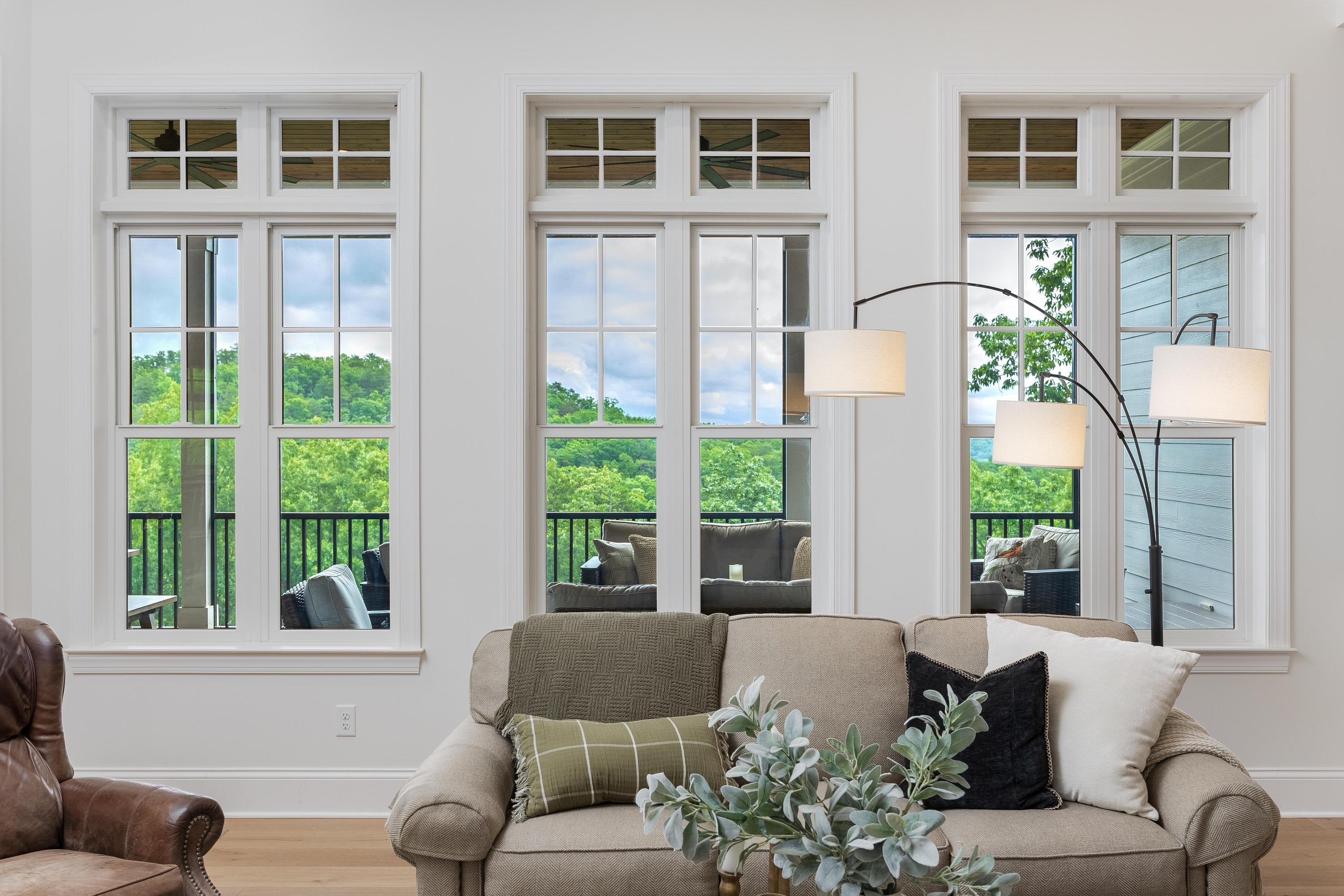 2214 Horizons View Drive