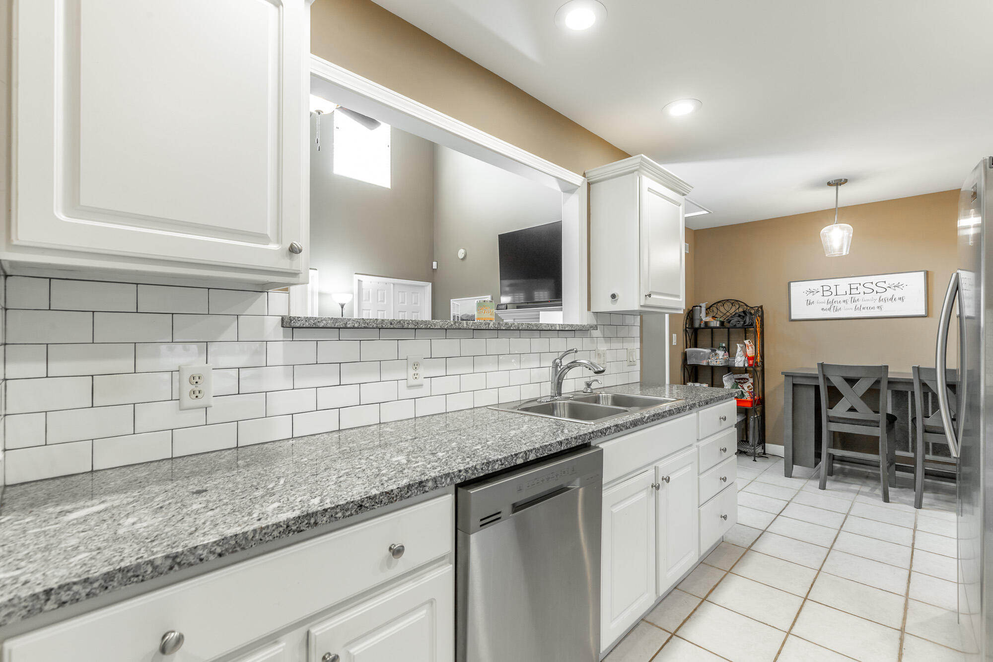 2414 Columbine Trail