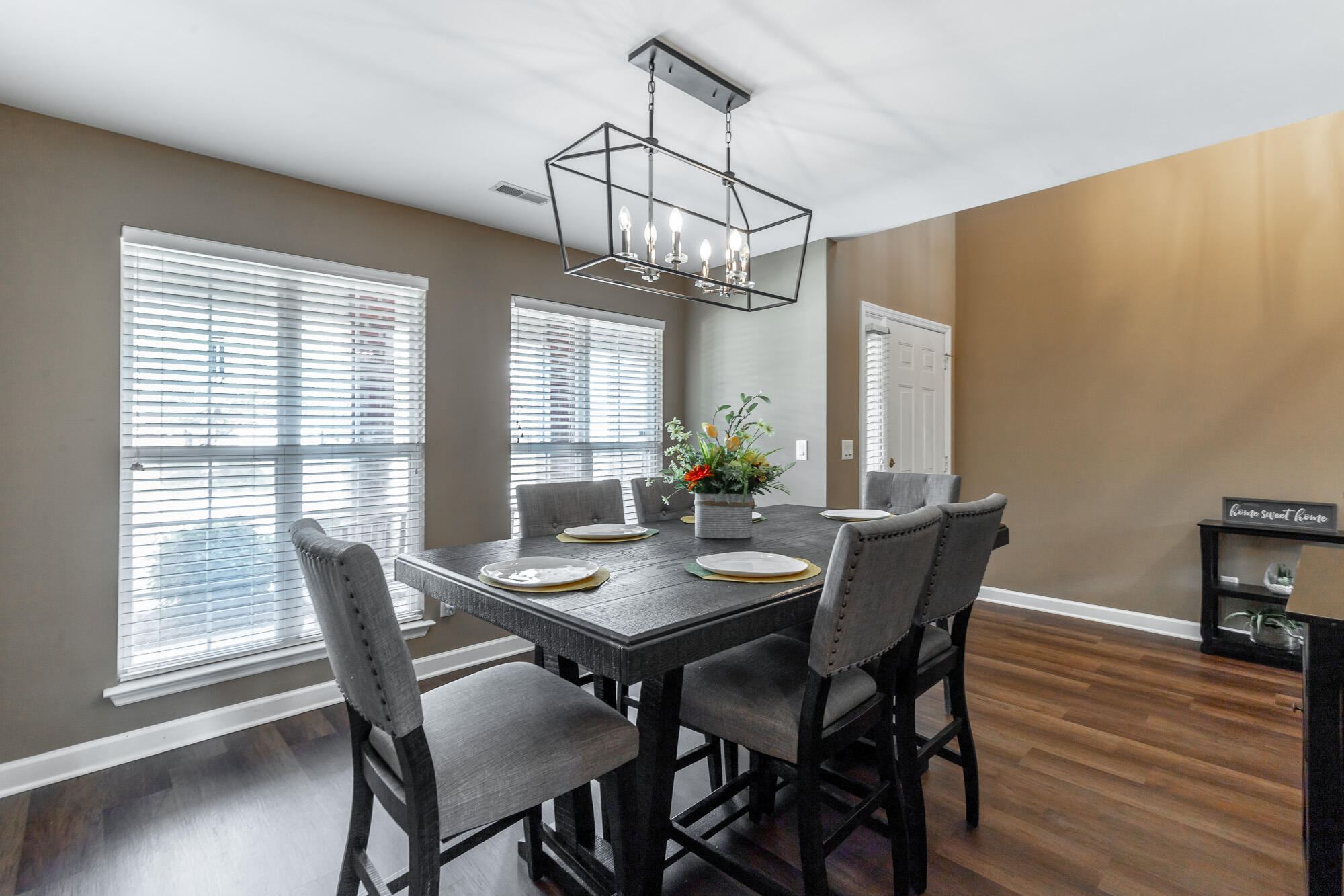 2414 Columbine Trail