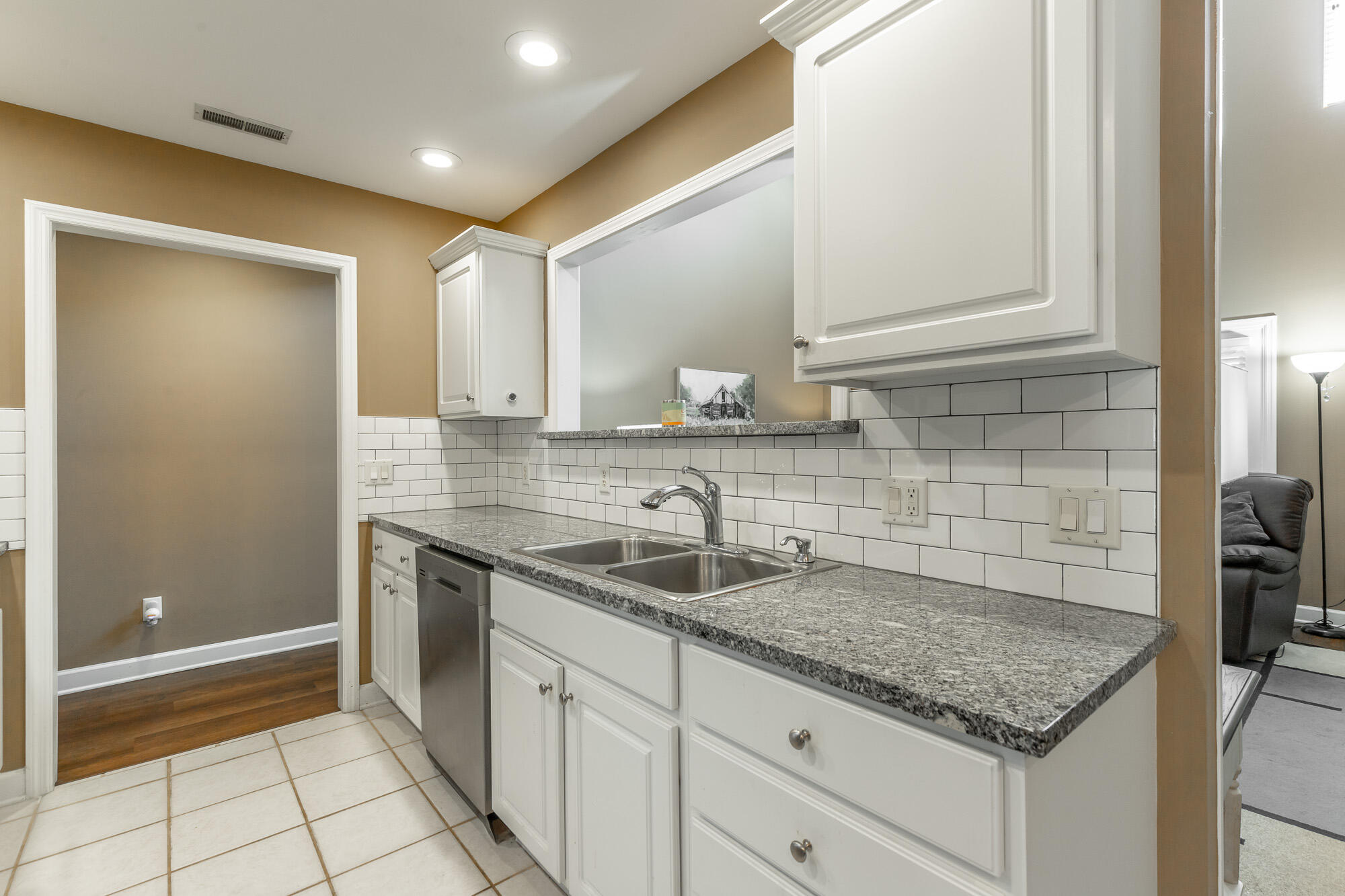 2414 Columbine Trail