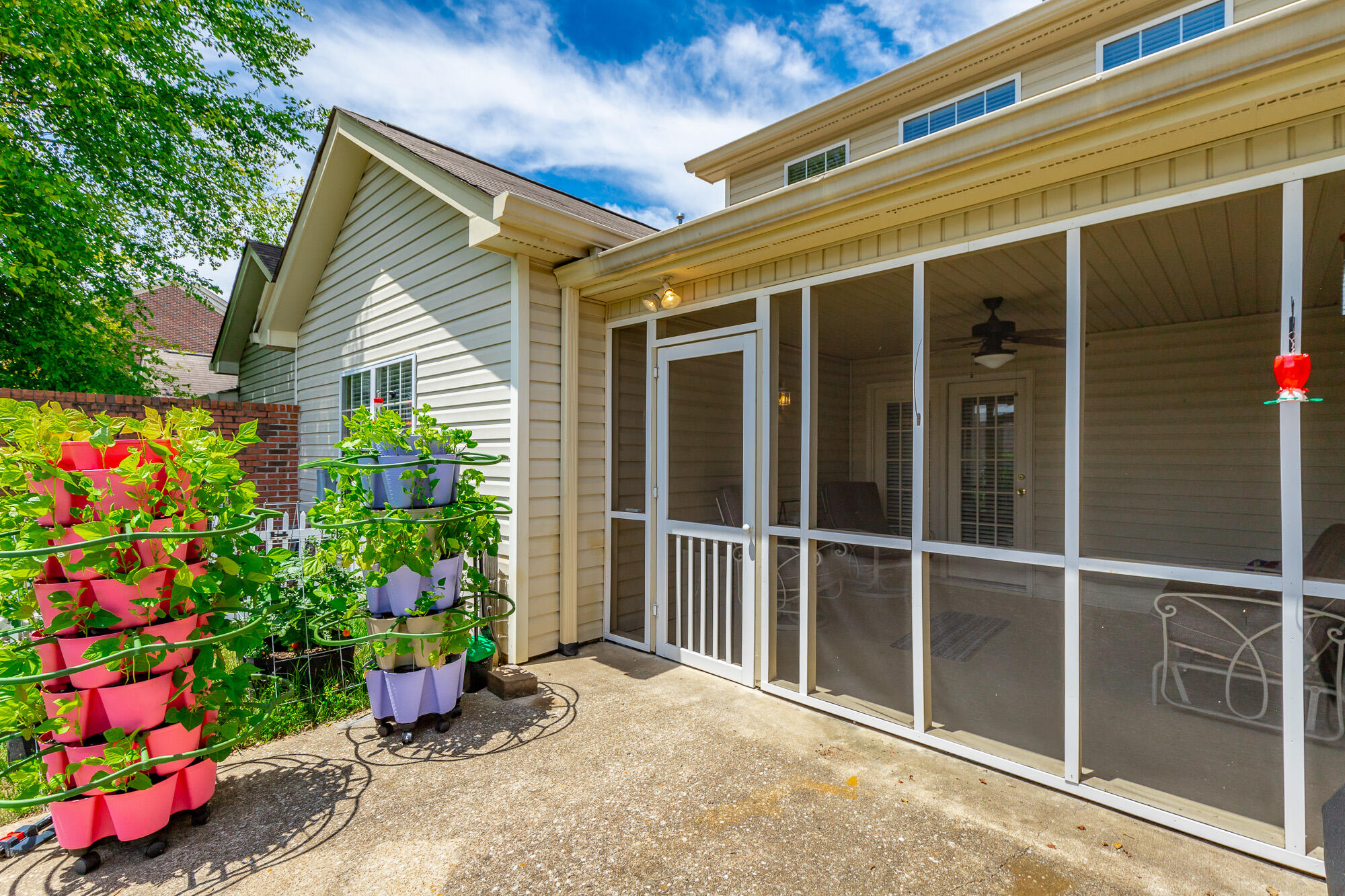 2414 Columbine Trail