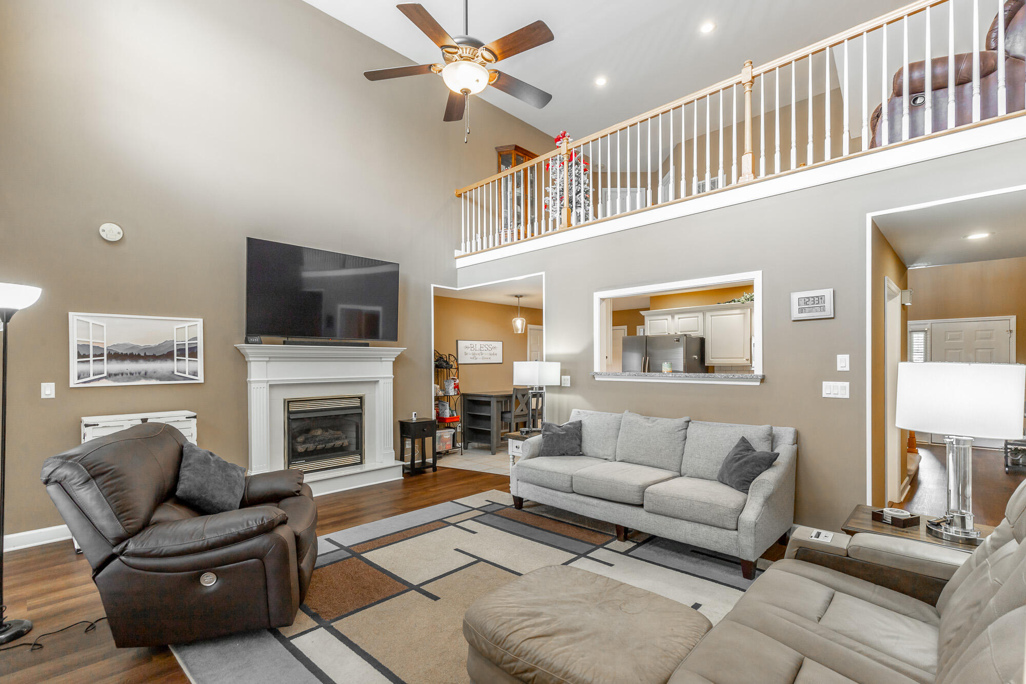 2414 Columbine Trail