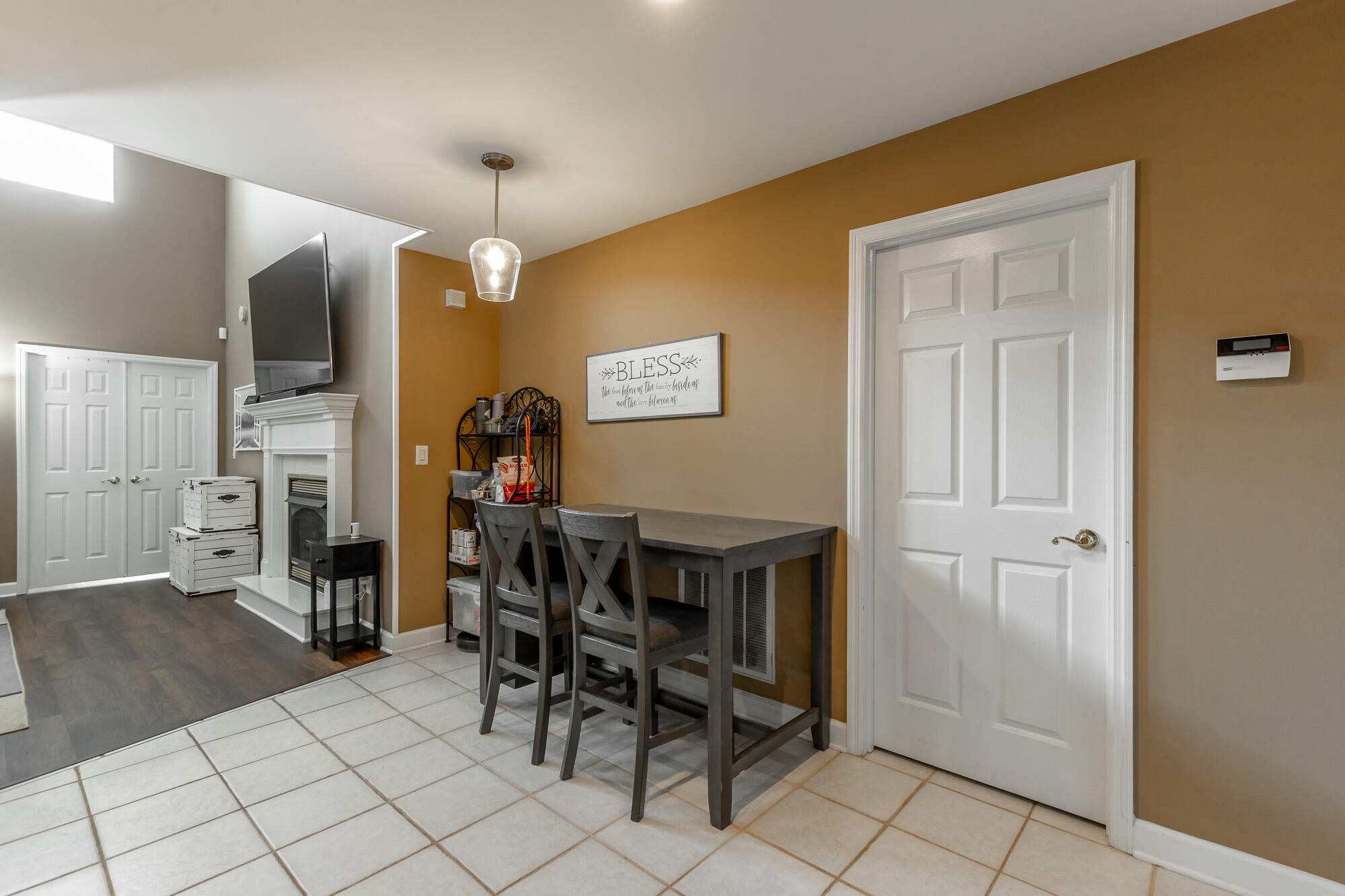 2414 Columbine Trail
