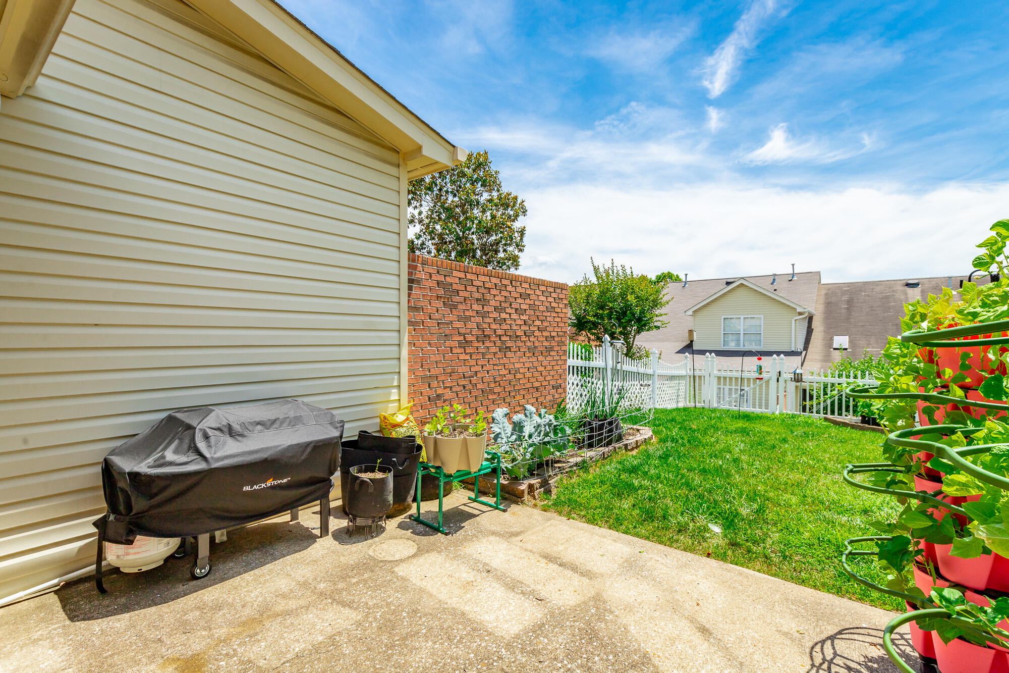 2414 Columbine Trail