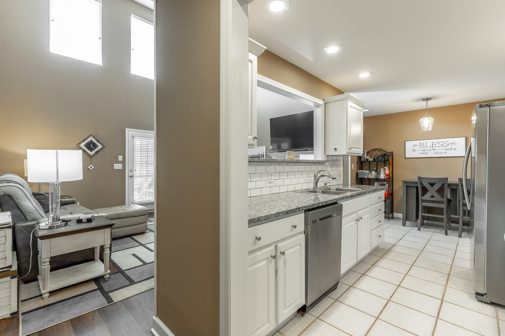 2414 Columbine Trail