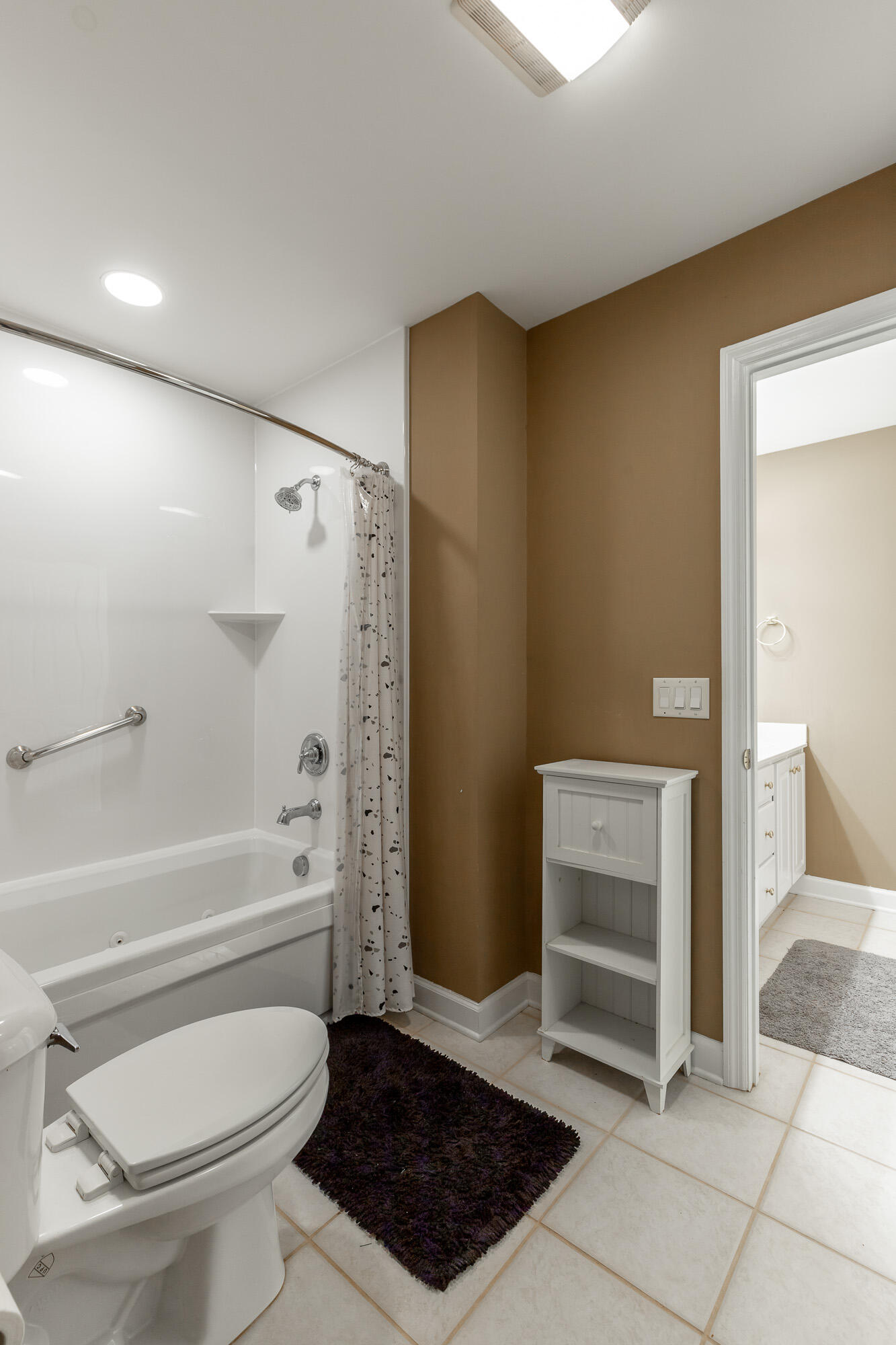 2414 Columbine Trail