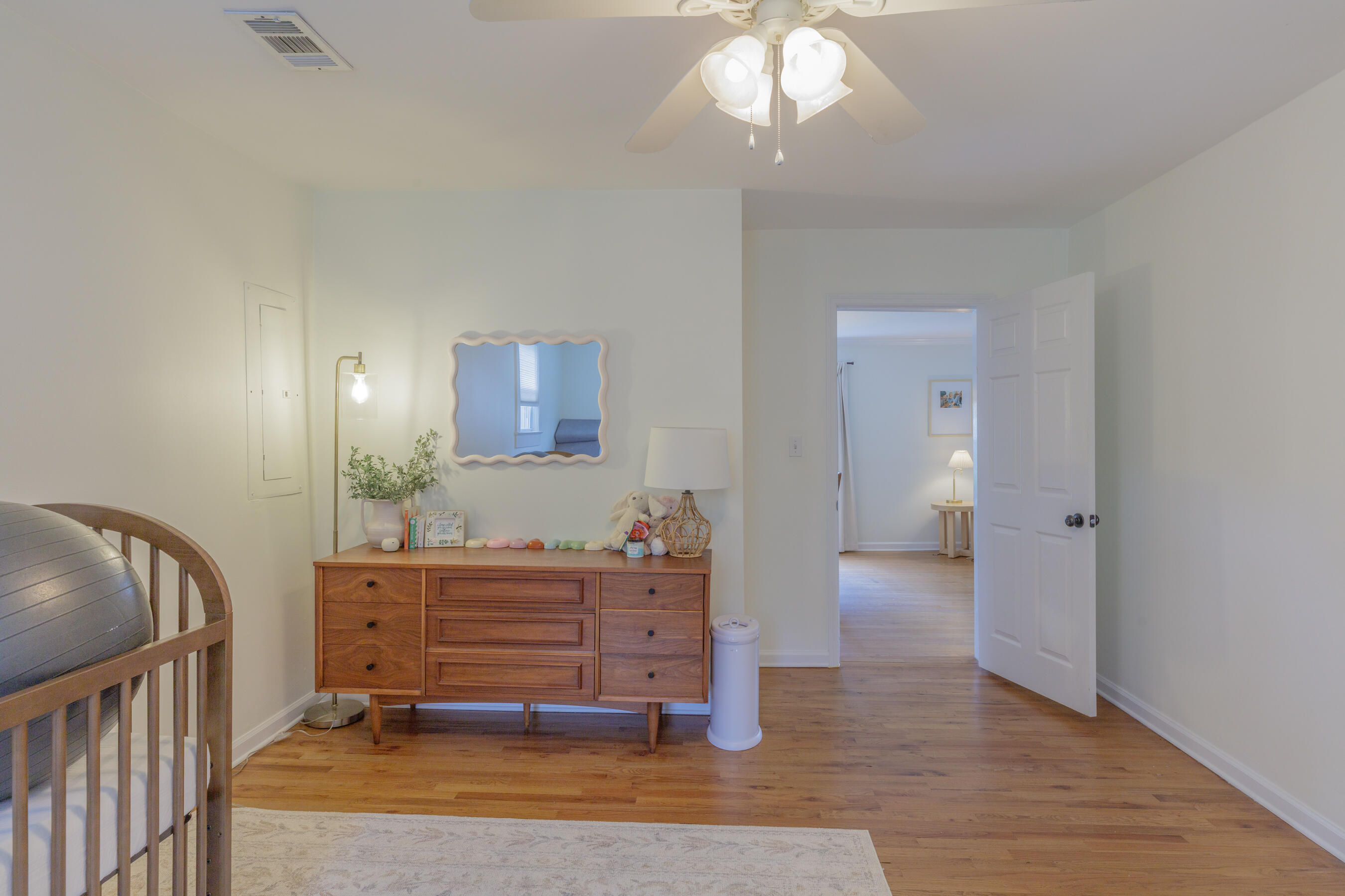 907 S Highland Park