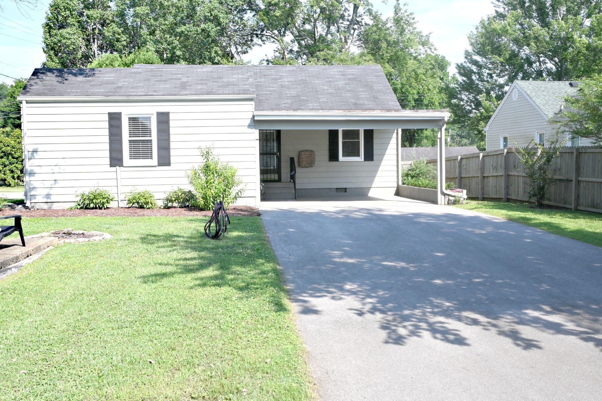 1601 Maxwell Road