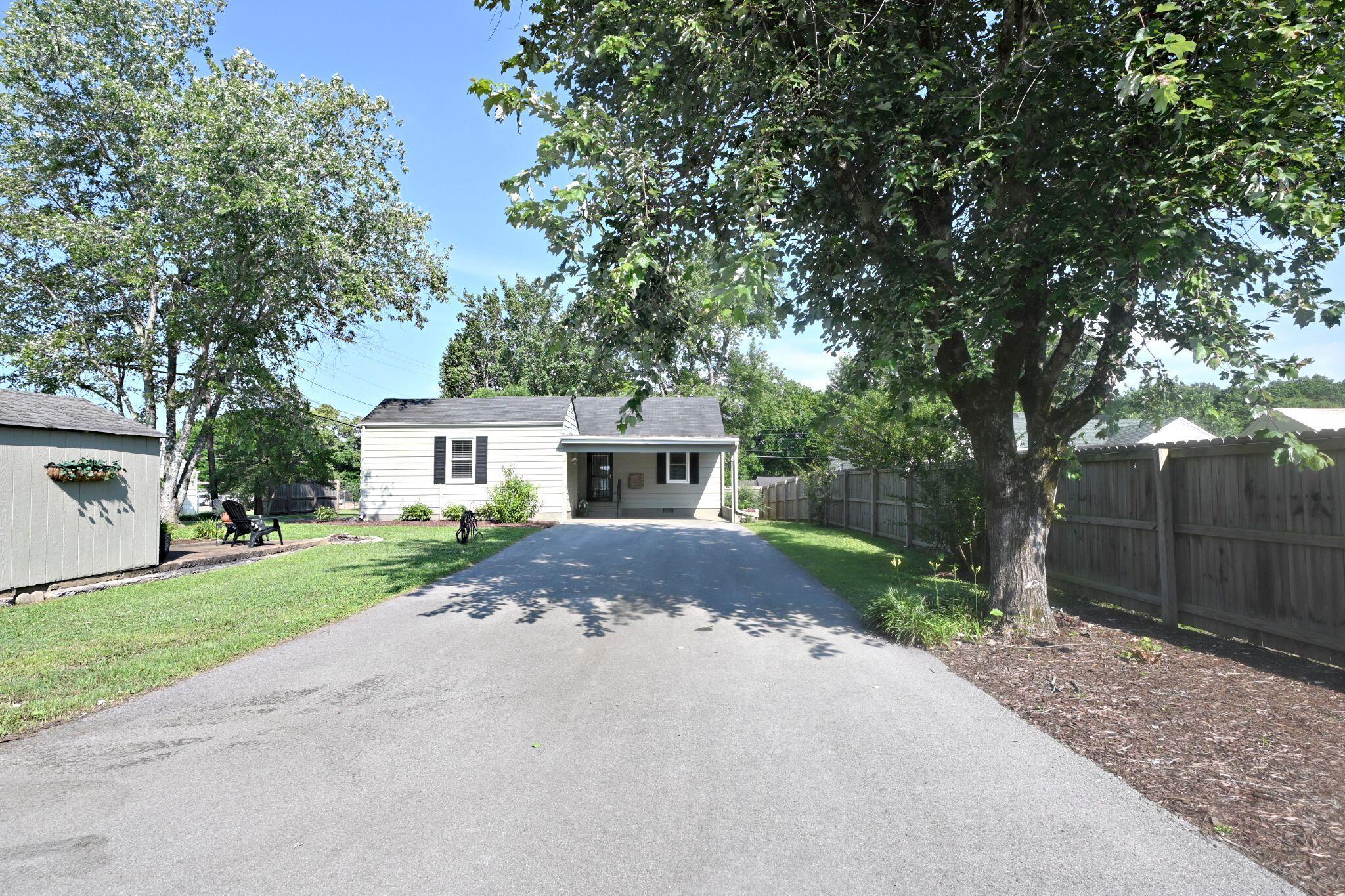 1601 Maxwell Road